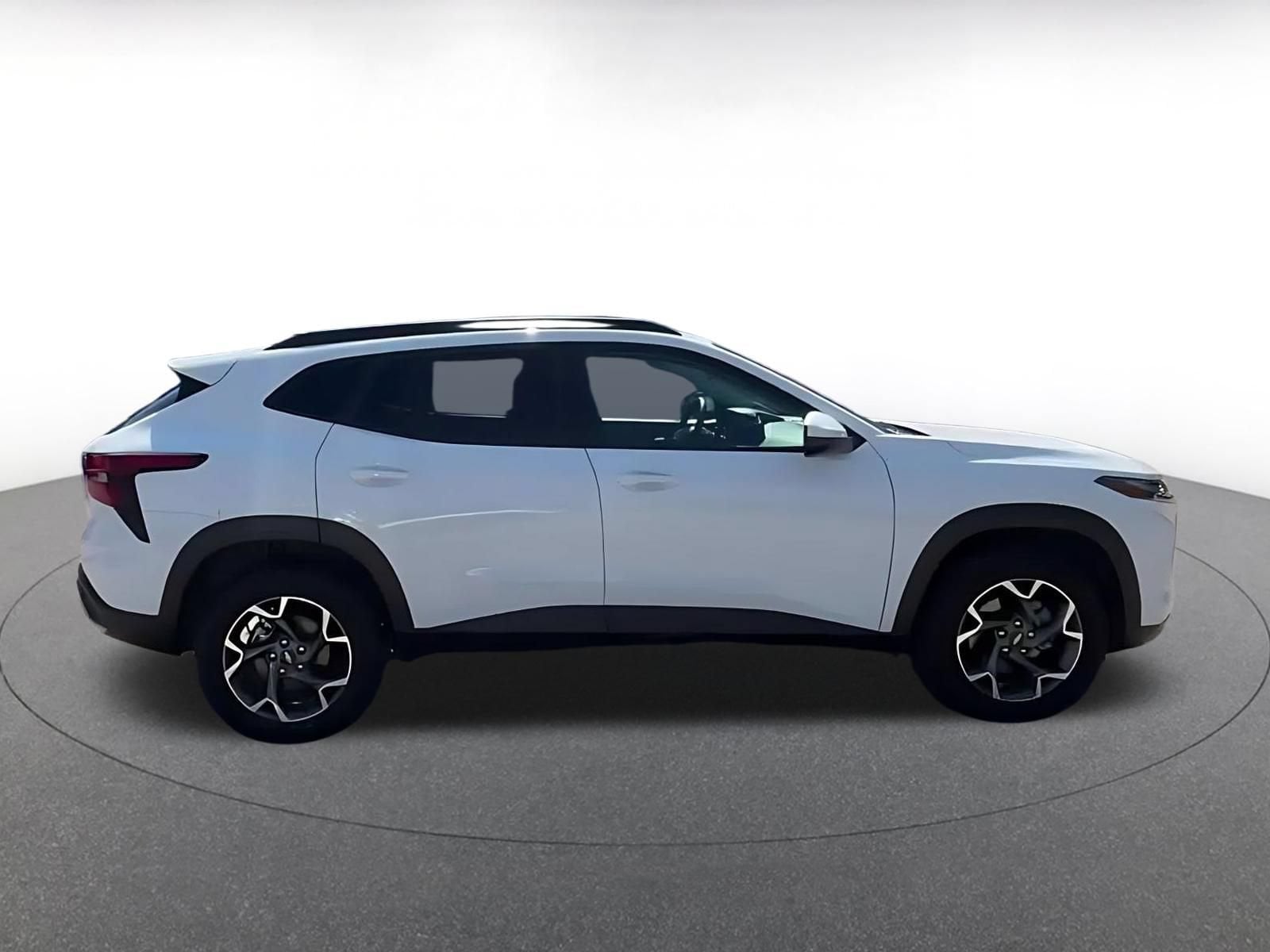 Thumbnail: 2025 Chevrolet Trax - 15