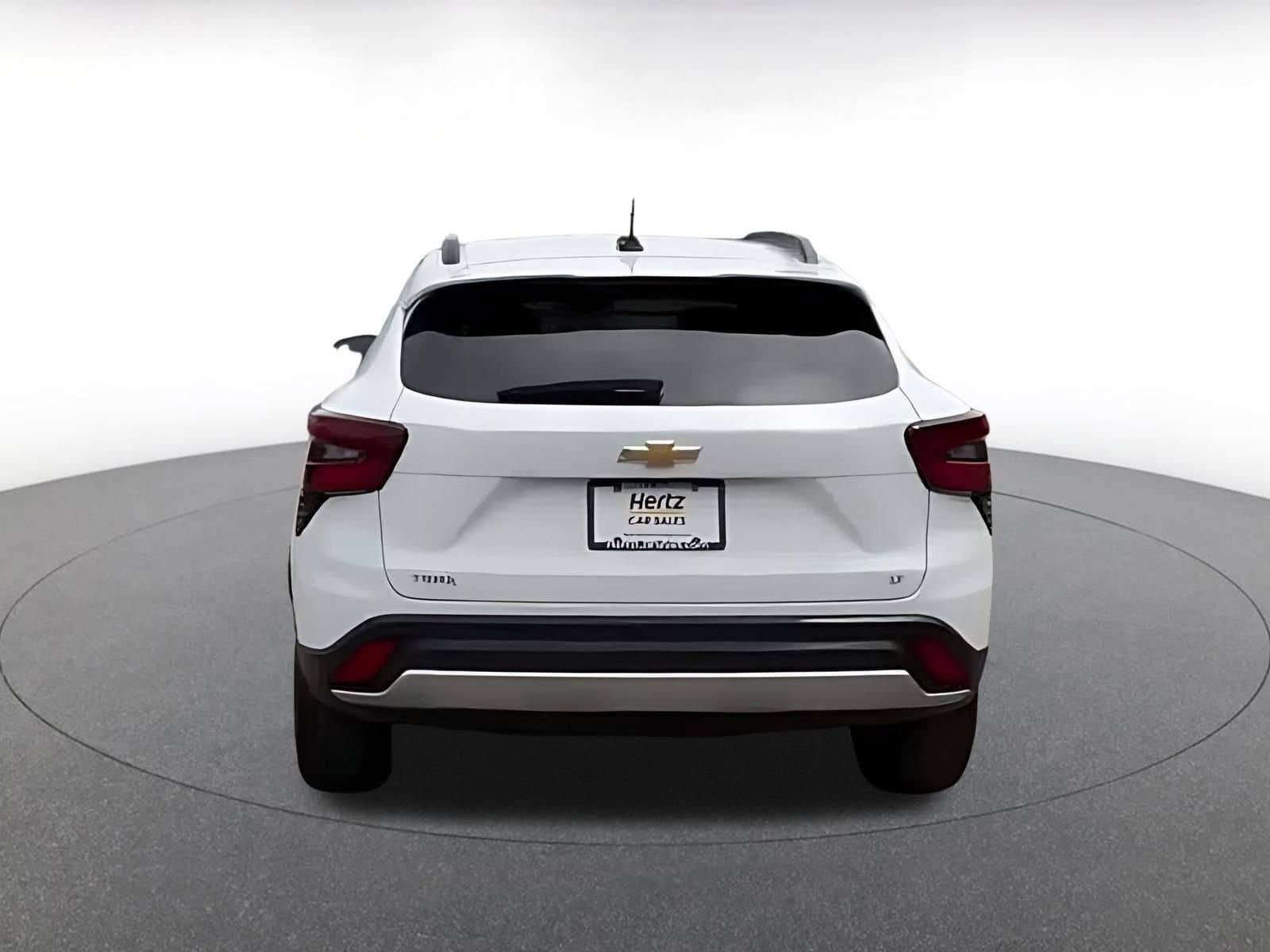 Thumbnail: 2025 Chevrolet Trax - 12