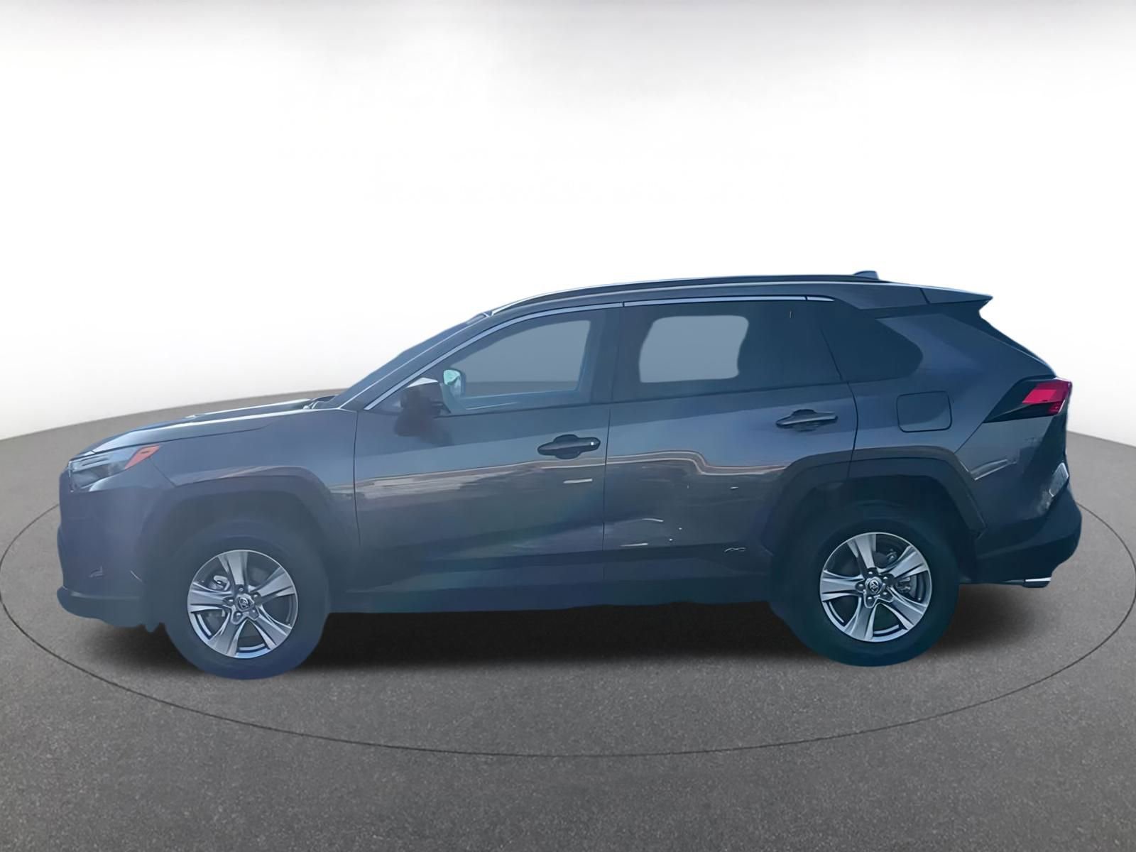 Thumbnail: 2025 Toyota RAV4 - 10