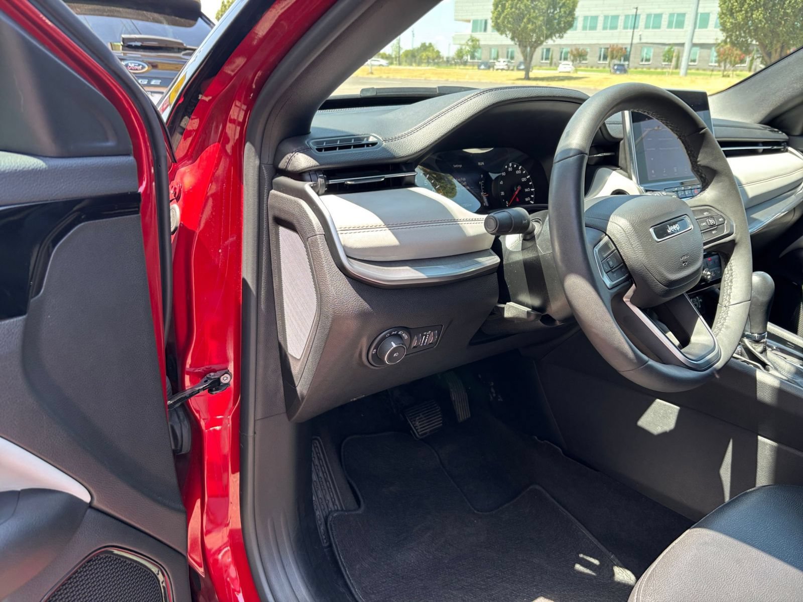 Thumbnail: 2025 Jeep Compass - 30
