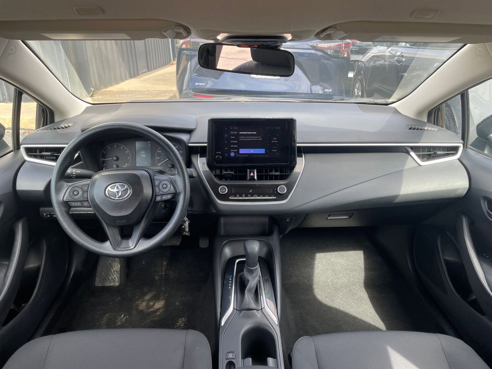 Thumbnail: 2025 Toyota Corolla - 32