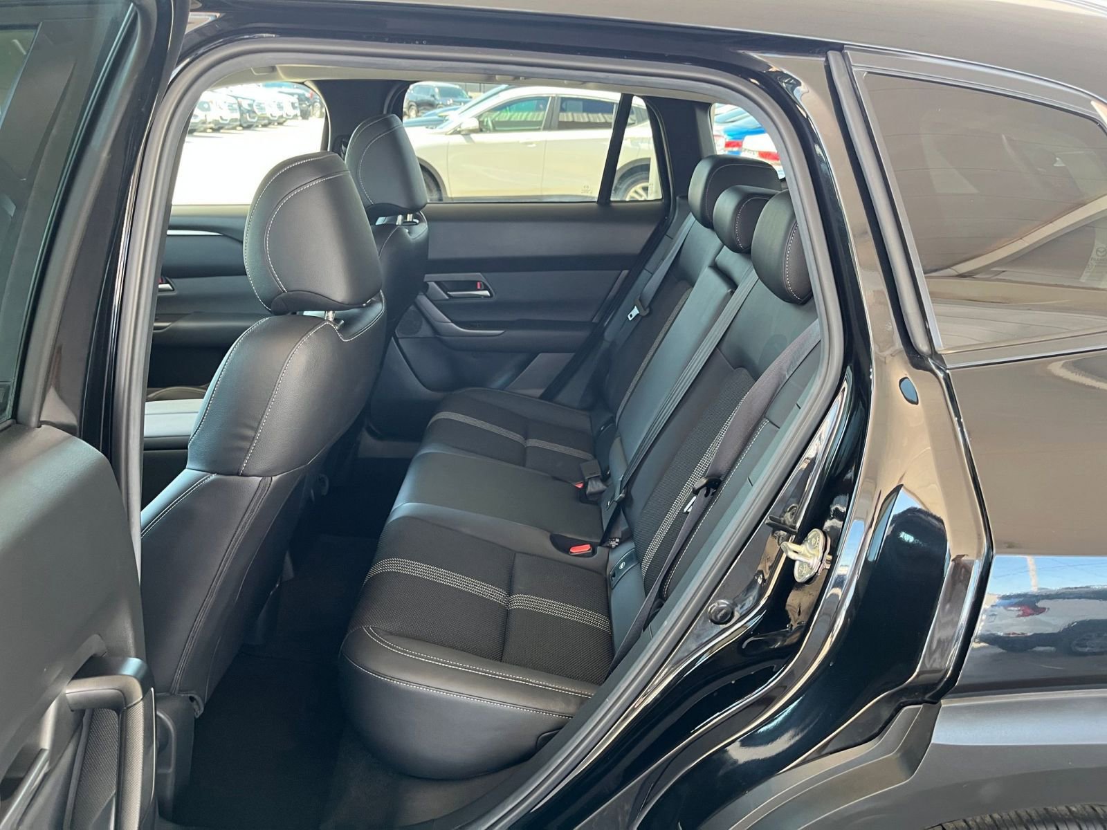 Thumbnail: 2025 Mazda CX-50 - 24