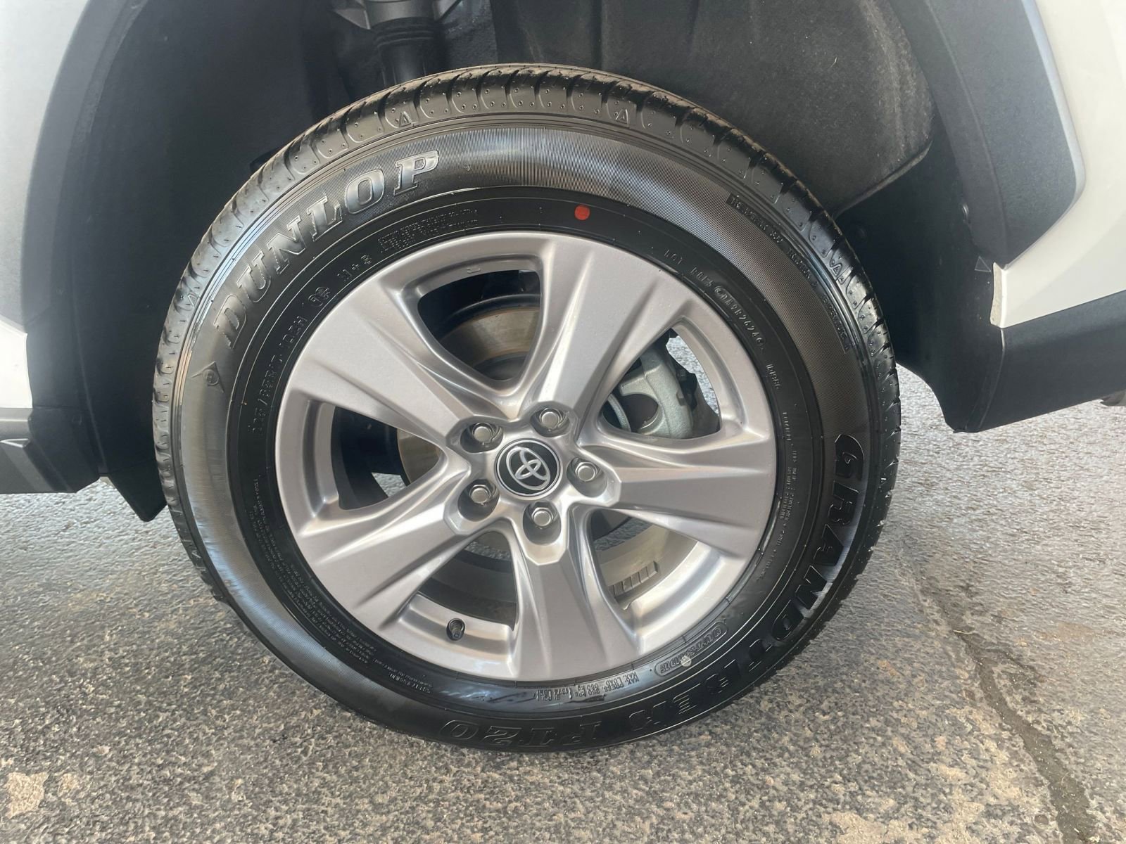 Thumbnail: 2025 Toyota RAV4 - 30