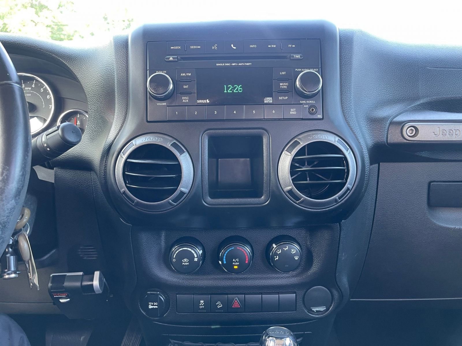 2017 Jeep Wrangler Sport 17