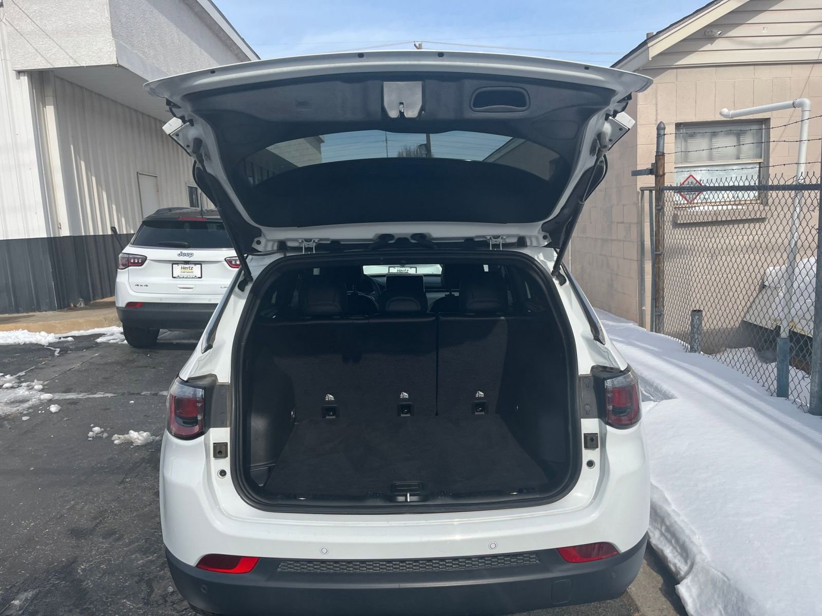 Thumbnail: 2025 Jeep Compass - 32