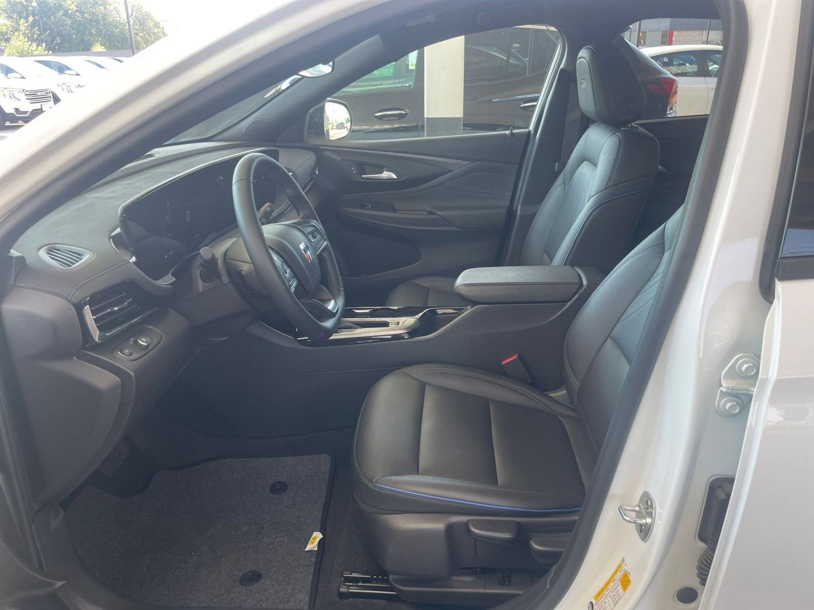 Thumbnail: 2025 Buick Envista - 24