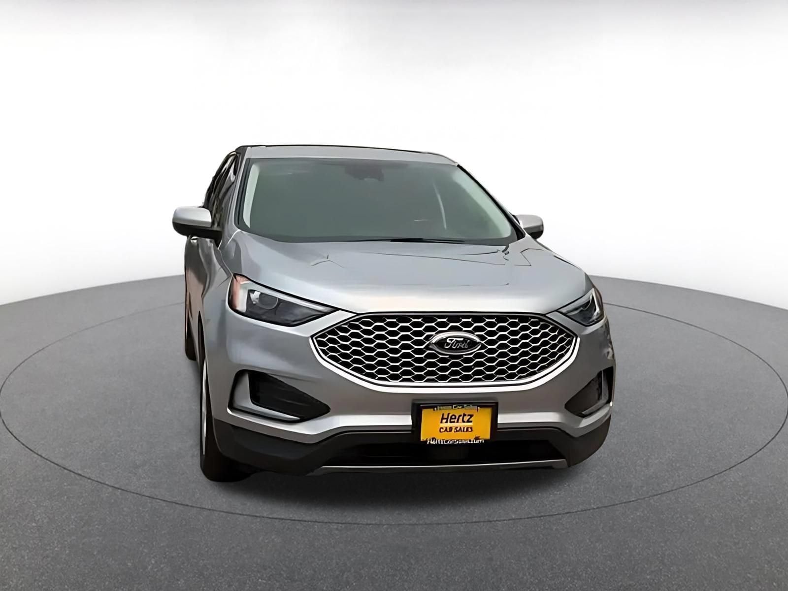 Thumbnail: 2024 Ford Edge - 3
