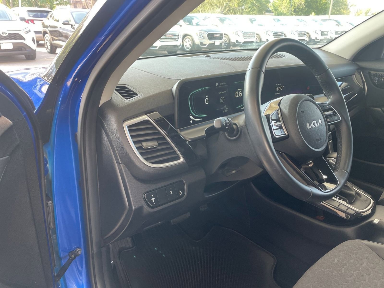 Thumbnail: 2025 Kia Seltos - 33