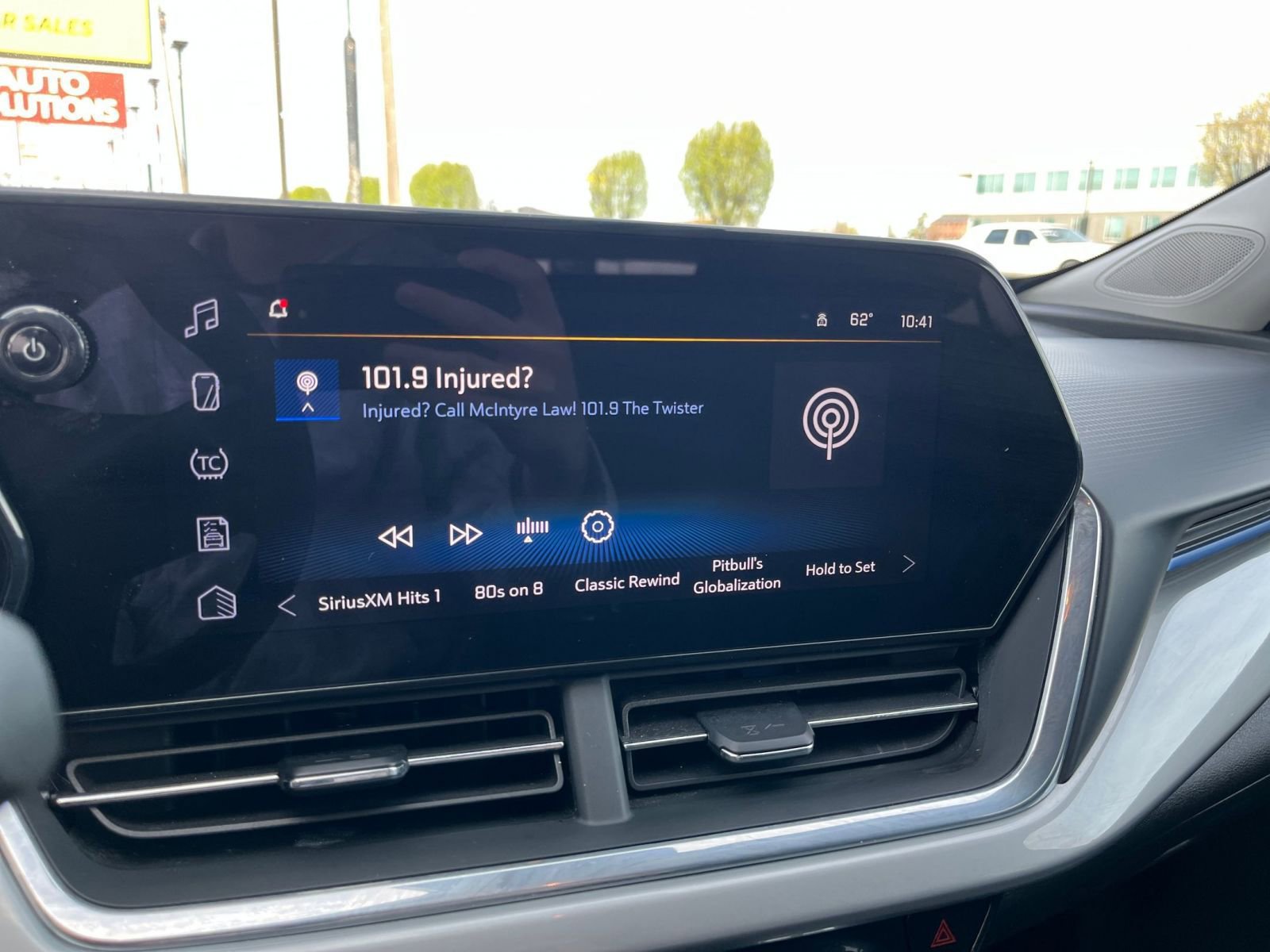 Thumbnail: 2025 Chevrolet Trax - 20