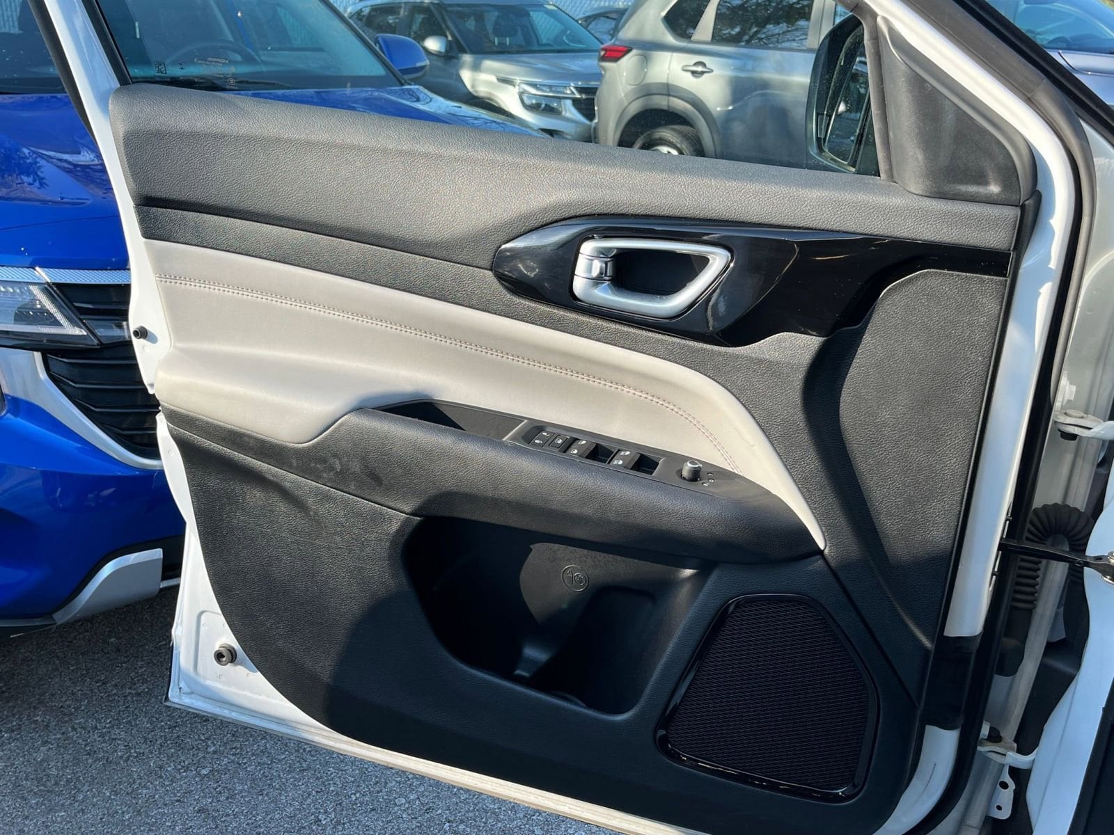 Thumbnail: 2025 Jeep Compass - 20