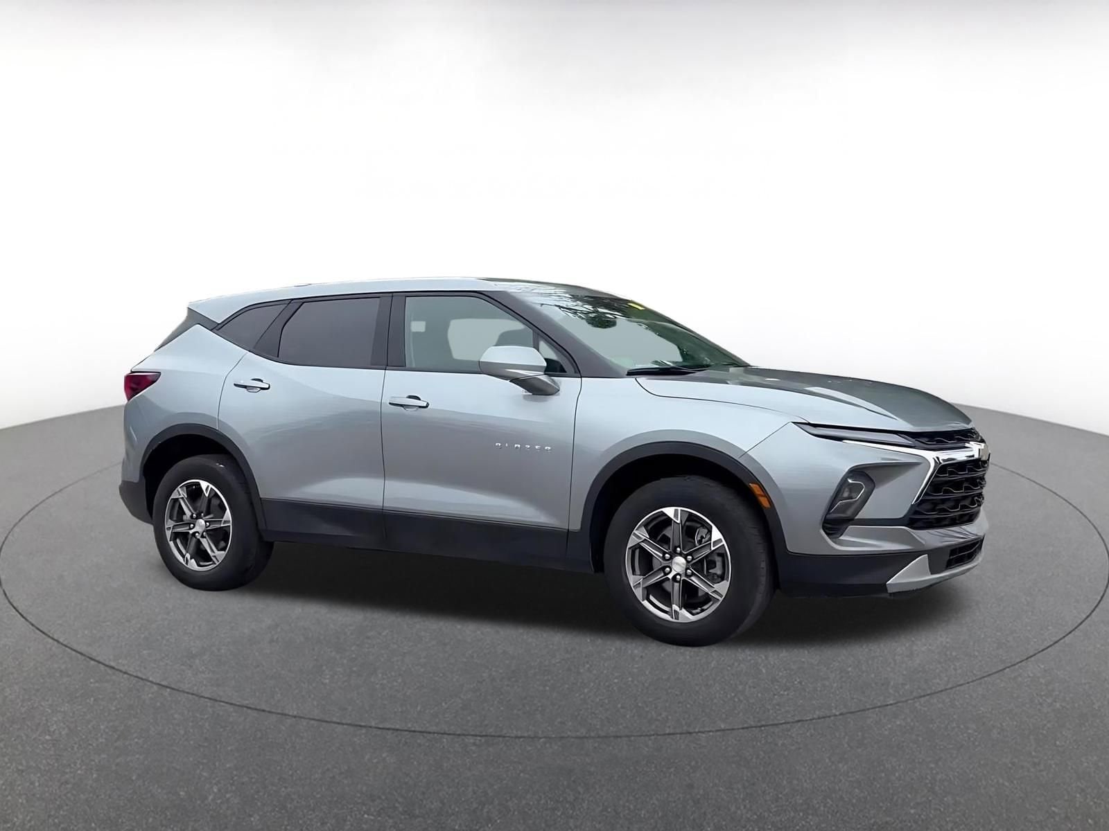 Thumbnail: 2025 Chevrolet Blazer - 2