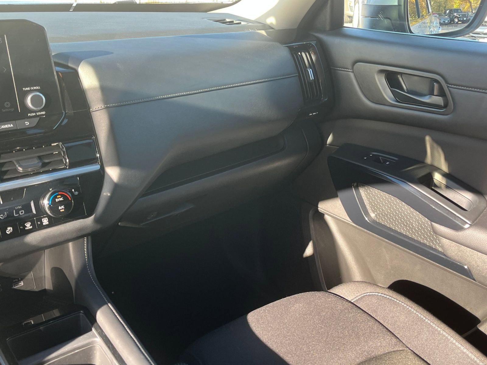 Thumbnail: 2025 Nissan Pathfinder - 35