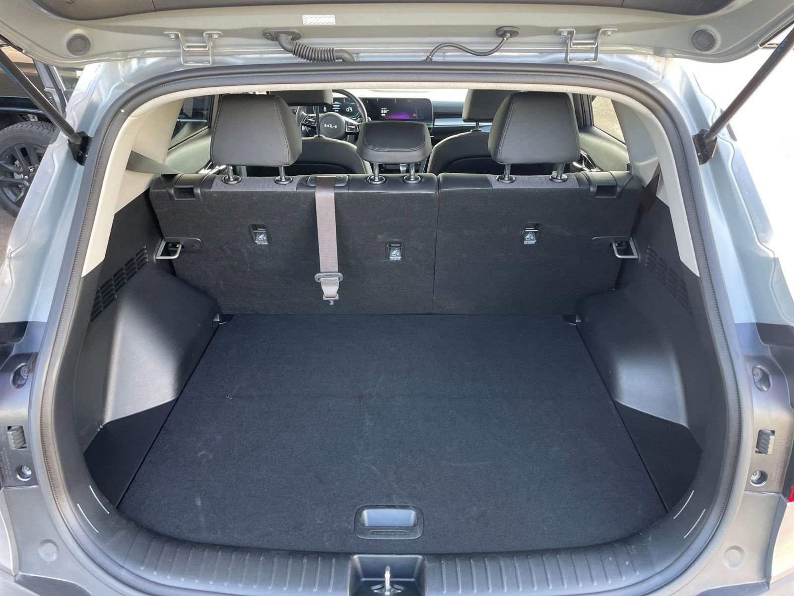 Thumbnail: 2025 Kia Seltos - 30