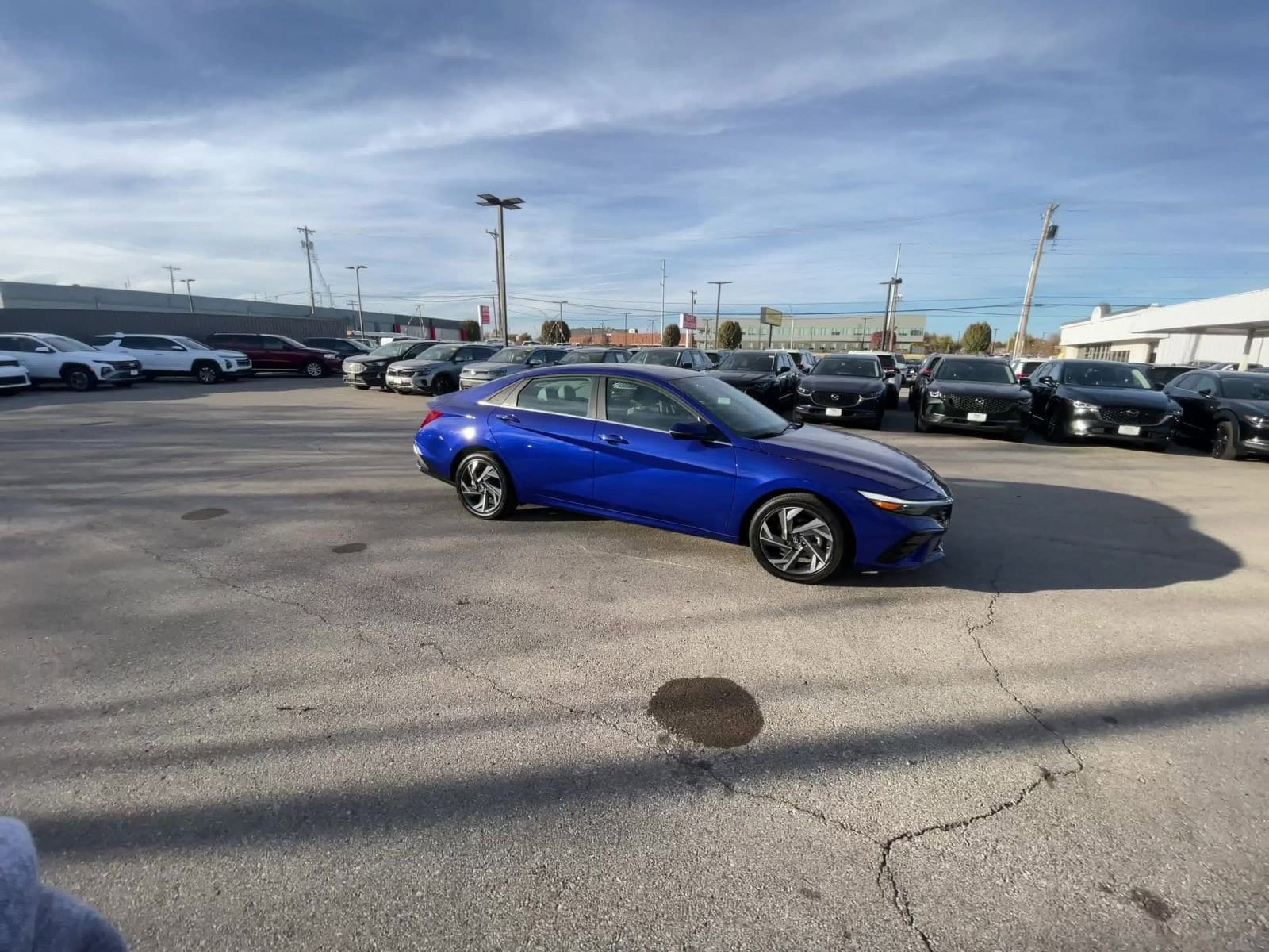 Thumbnail: 2025 Hyundai Elantra - 14