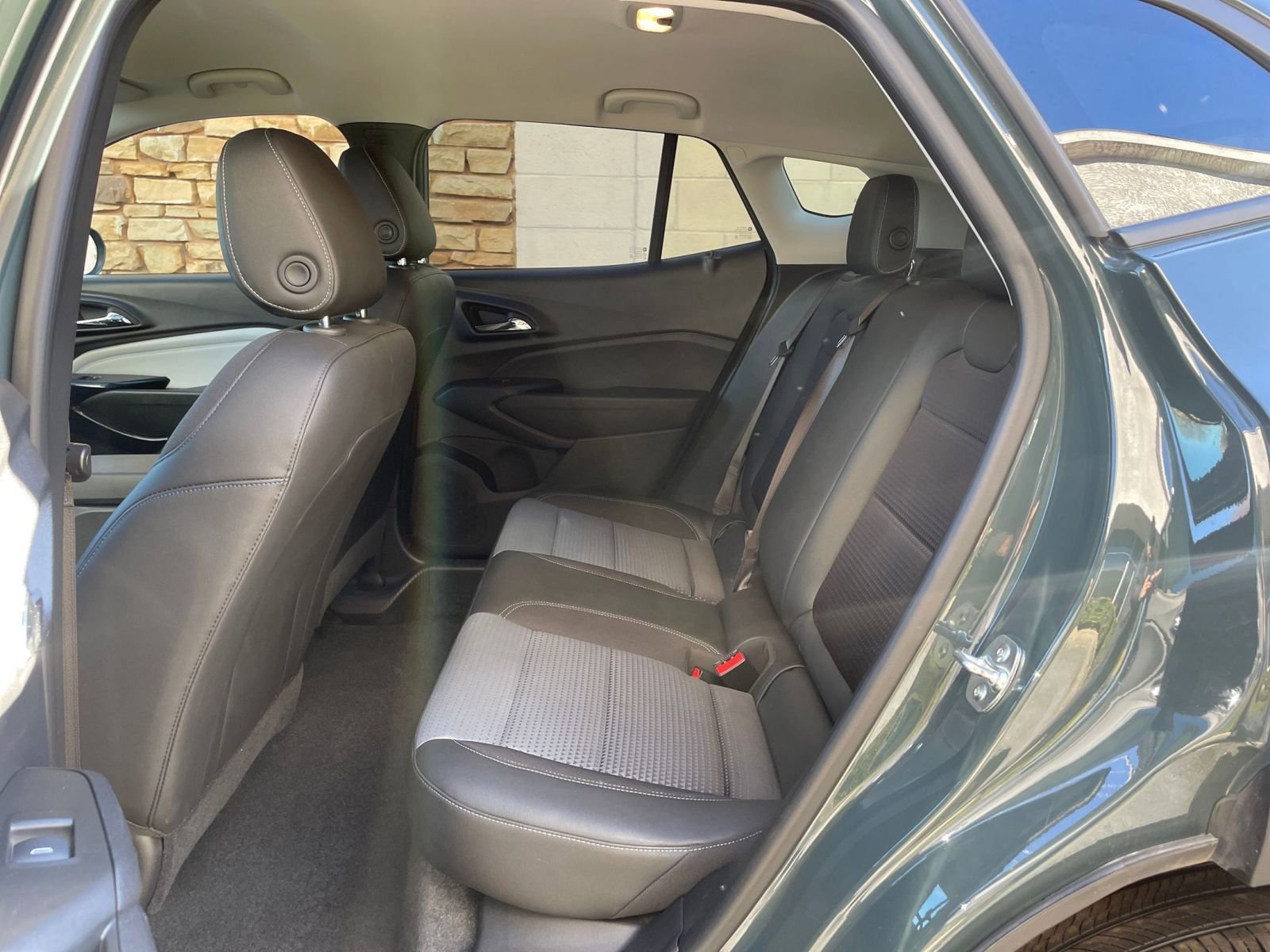 Thumbnail: 2025 Chevrolet Trax - 23