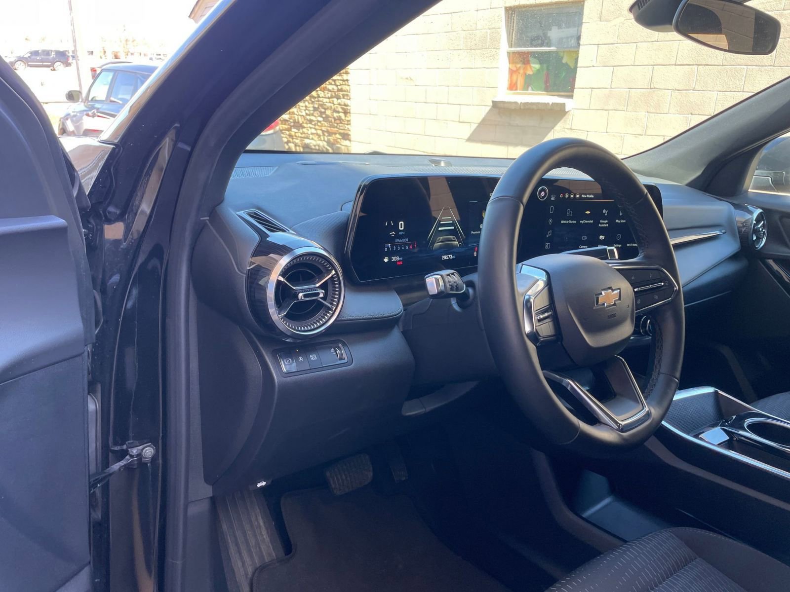 Thumbnail: 2025 Chevrolet Equinox - 34