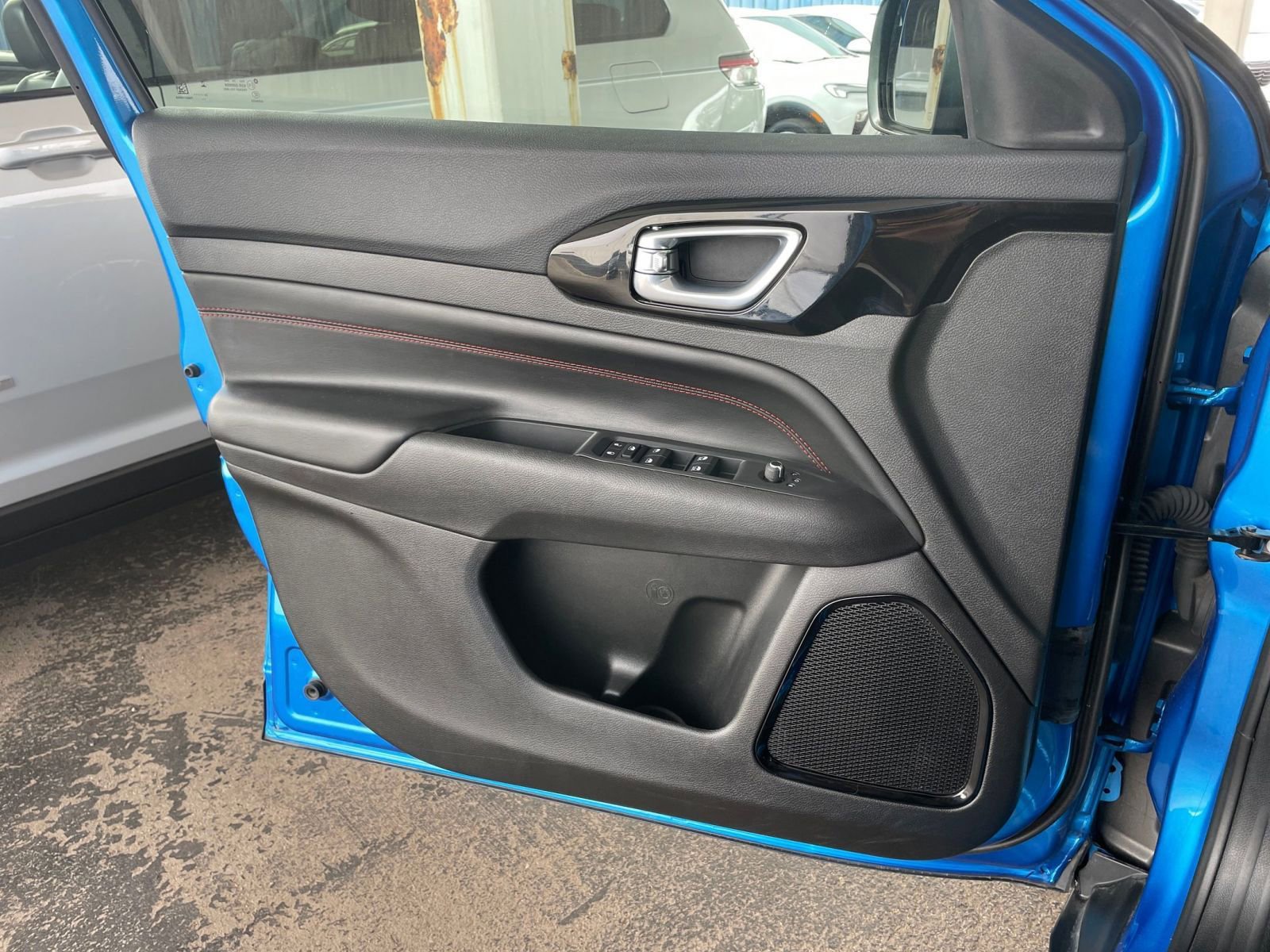 Thumbnail: 2025 Jeep Compass - 20