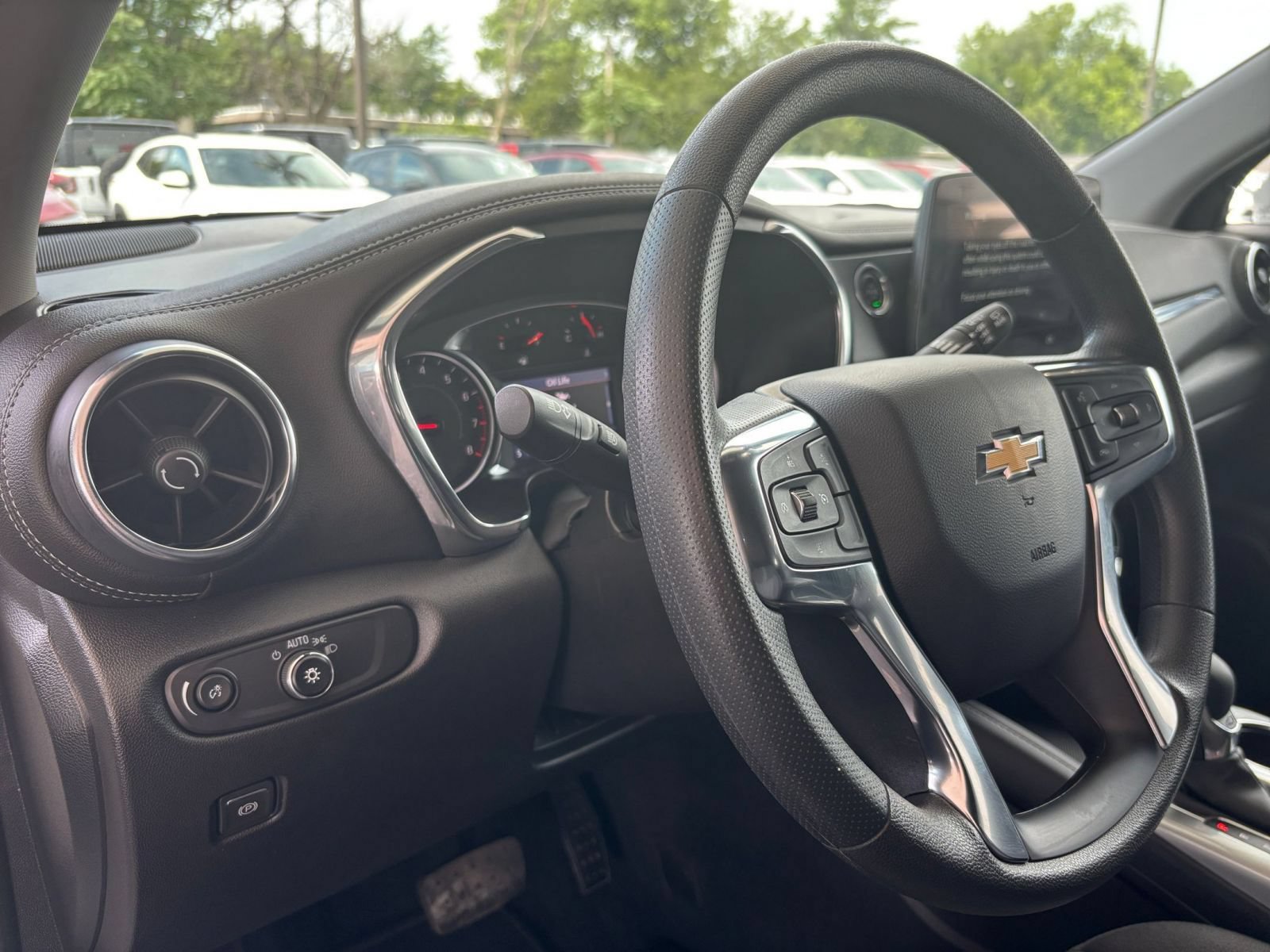 Thumbnail: 2025 Chevrolet Blazer - 35