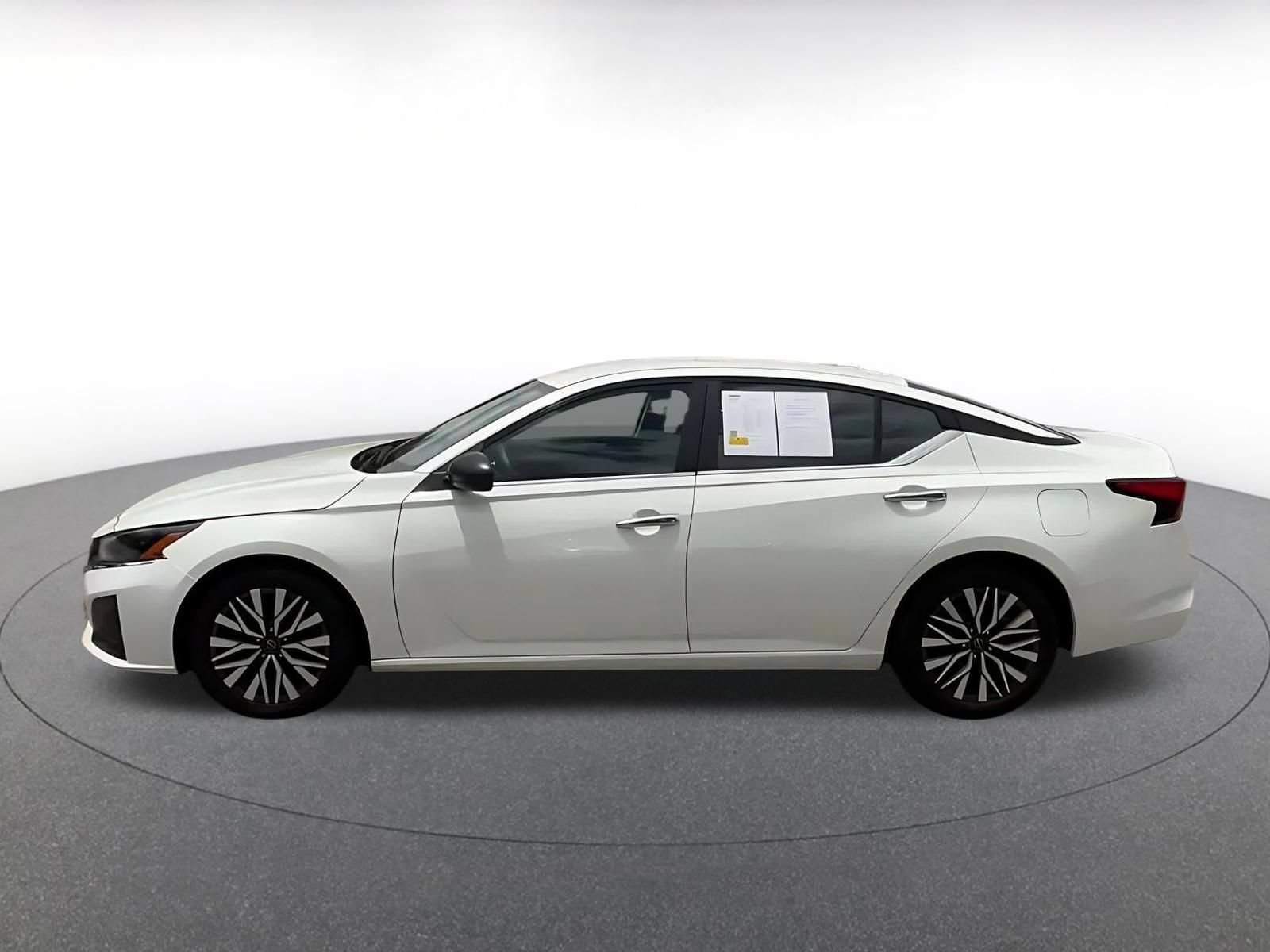 Thumbnail: 2025 Nissan Altima - 7