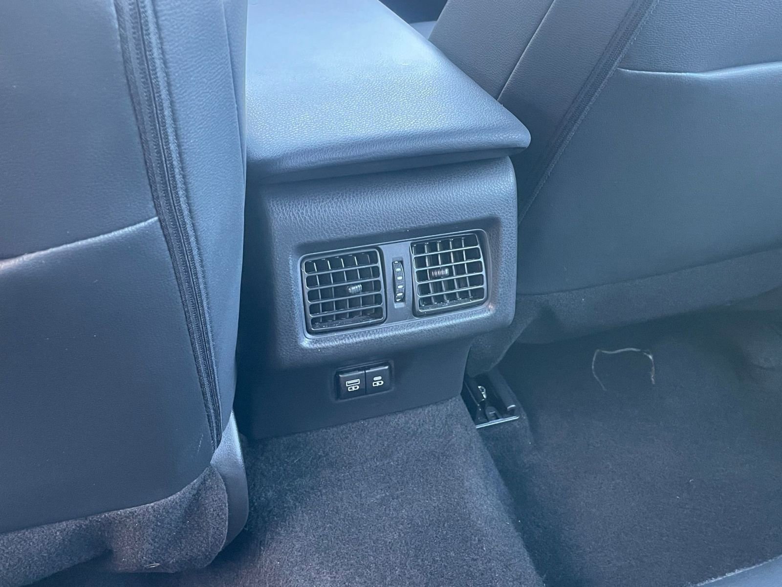 Thumbnail: 2025 Toyota Camry - 24