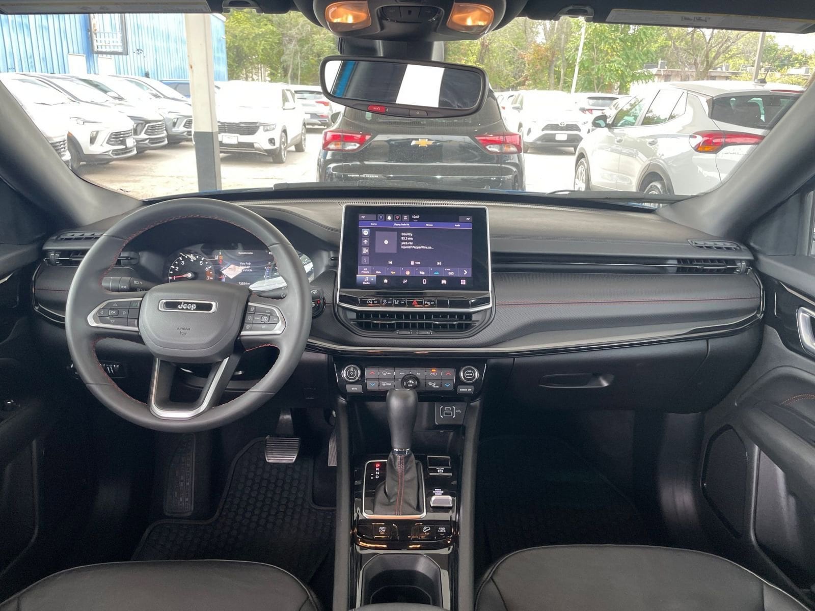 Thumbnail: 2025 Jeep Compass - 32