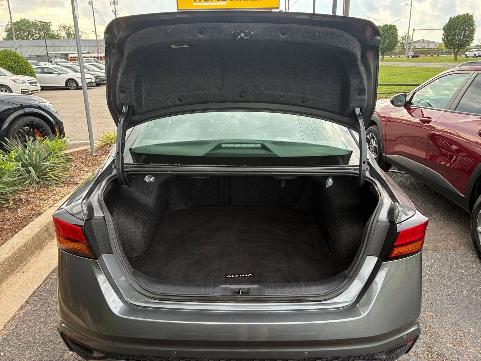 Thumbnail: 2025 Nissan Altima - 31