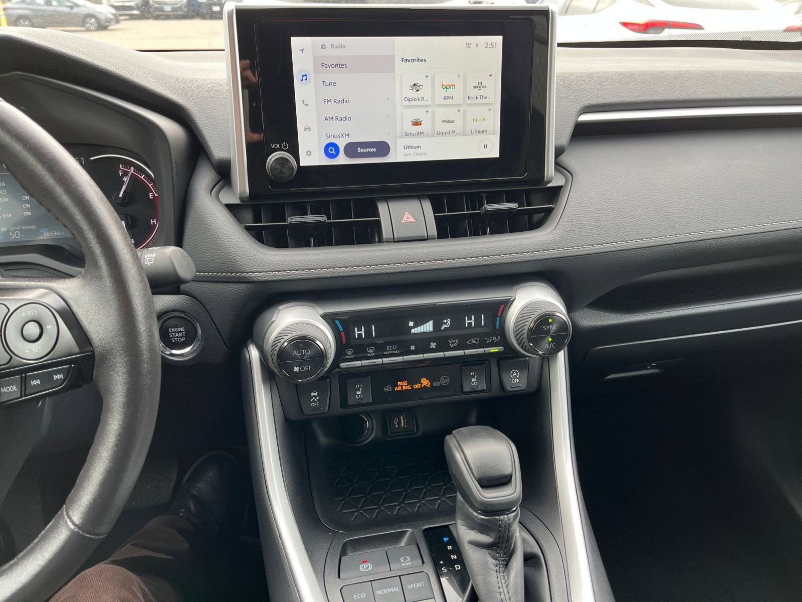 Thumbnail: 2025 Toyota RAV4 - 18