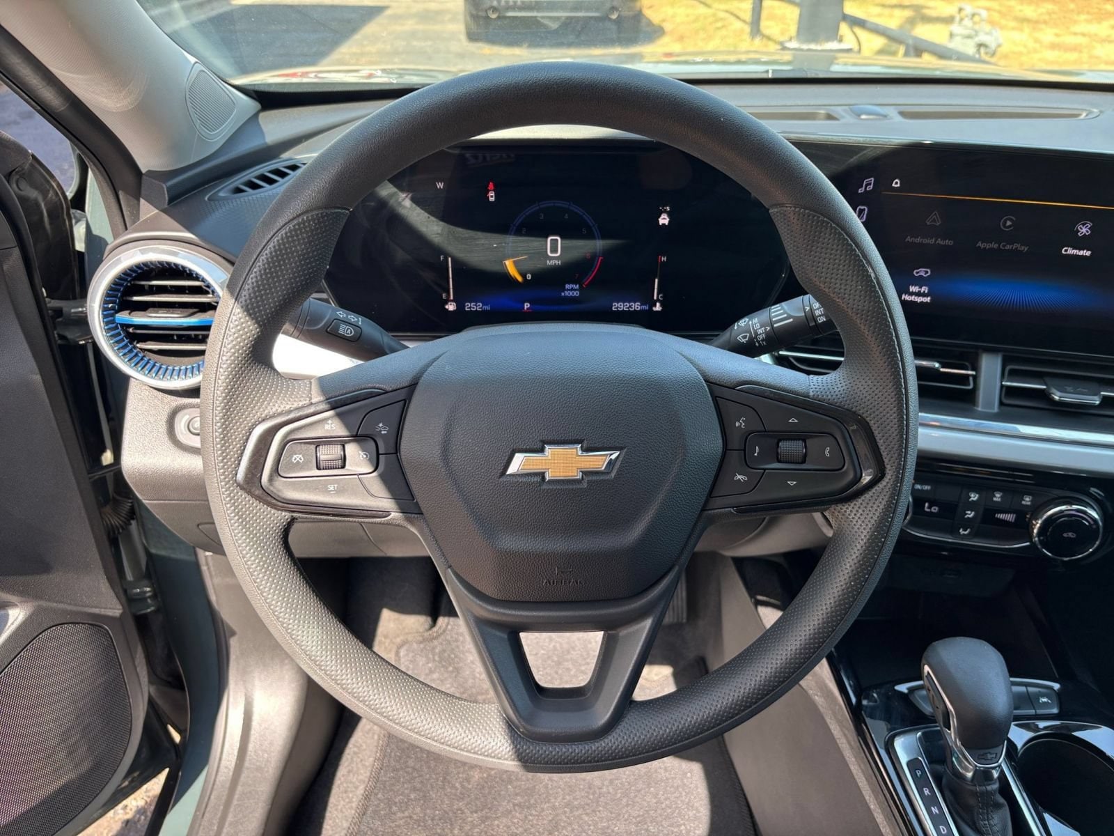 Thumbnail: 2025 Chevrolet Trax - 26