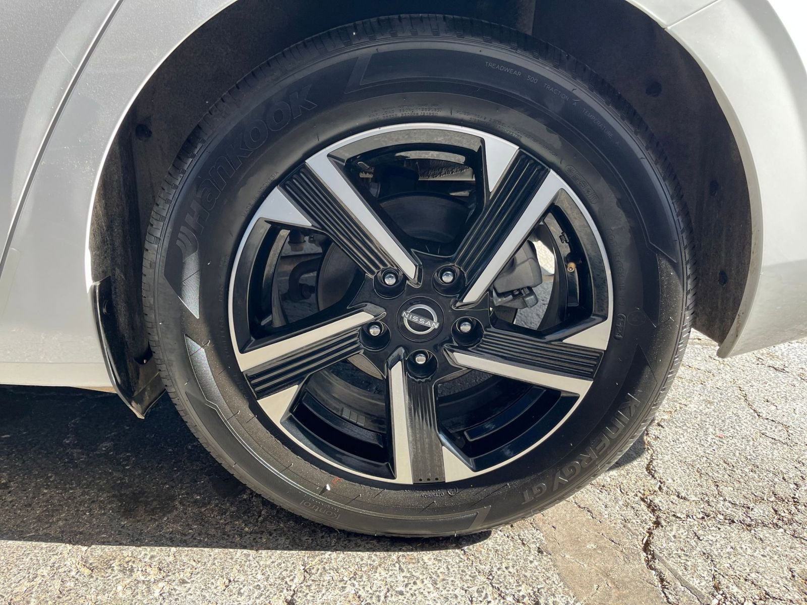 Thumbnail: 2025 Nissan Sentra - 28