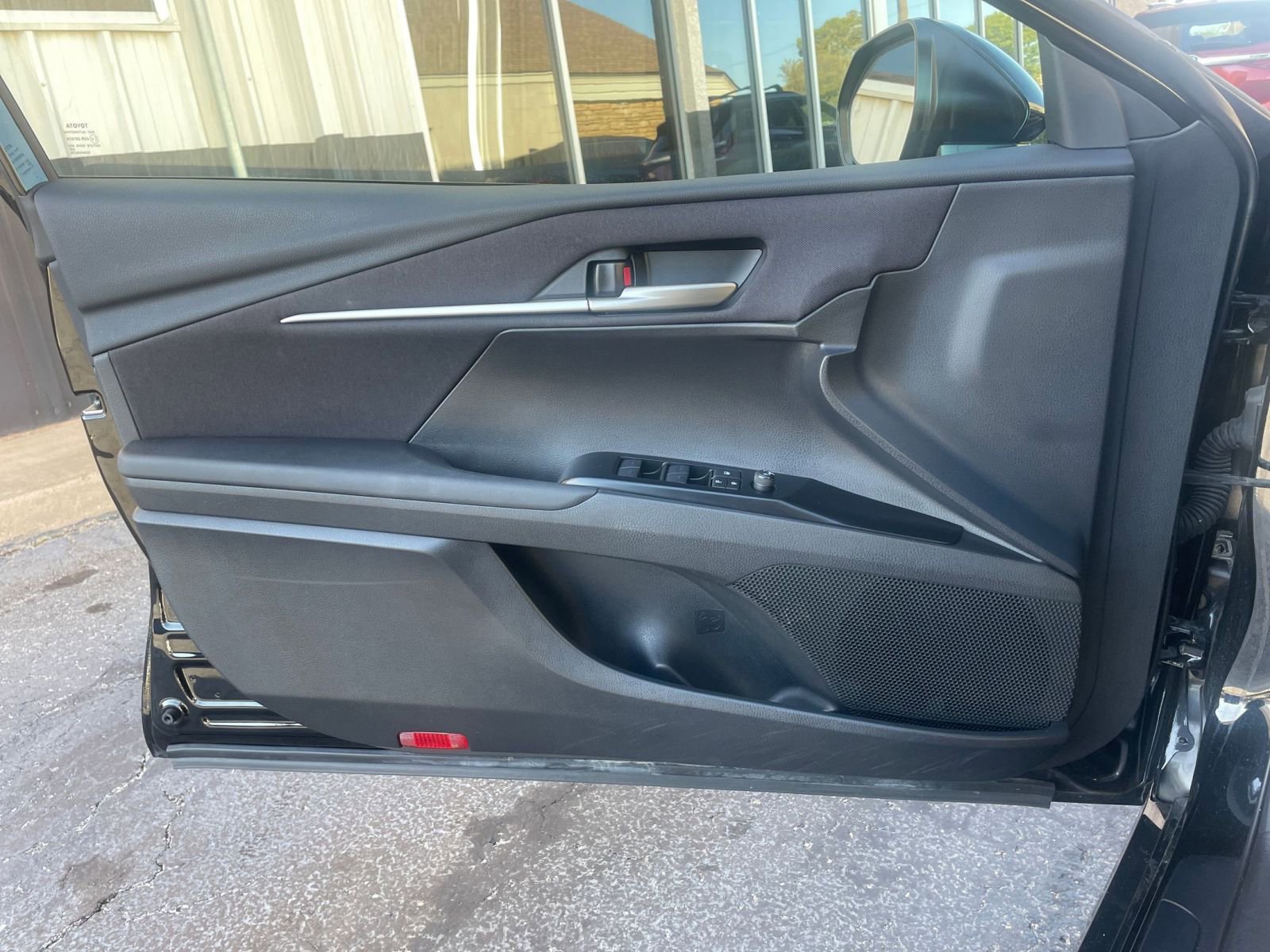 Thumbnail: 2025 Toyota Camry - 20