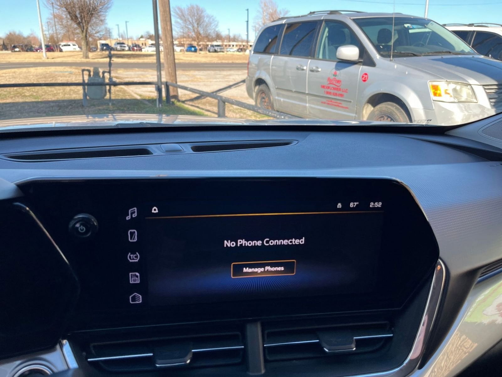 Thumbnail: 2025 Chevrolet Trax - 17