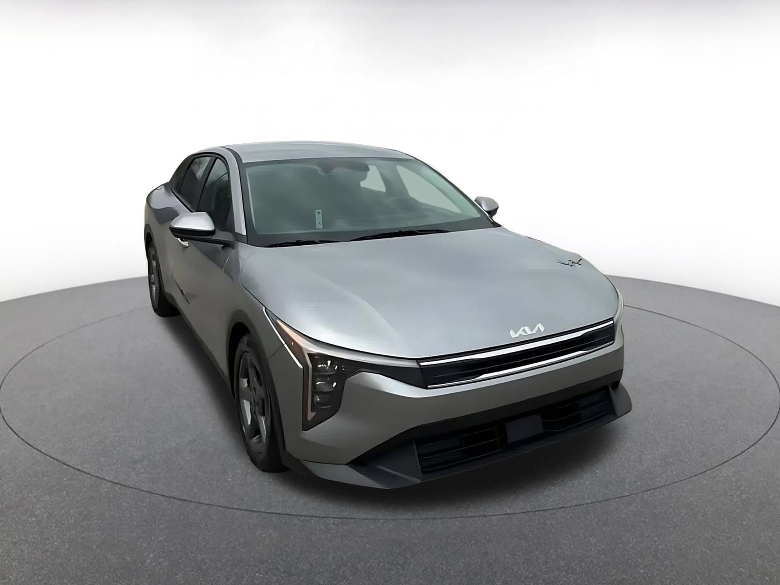 Thumbnail: 2025 Kia K4 - 3