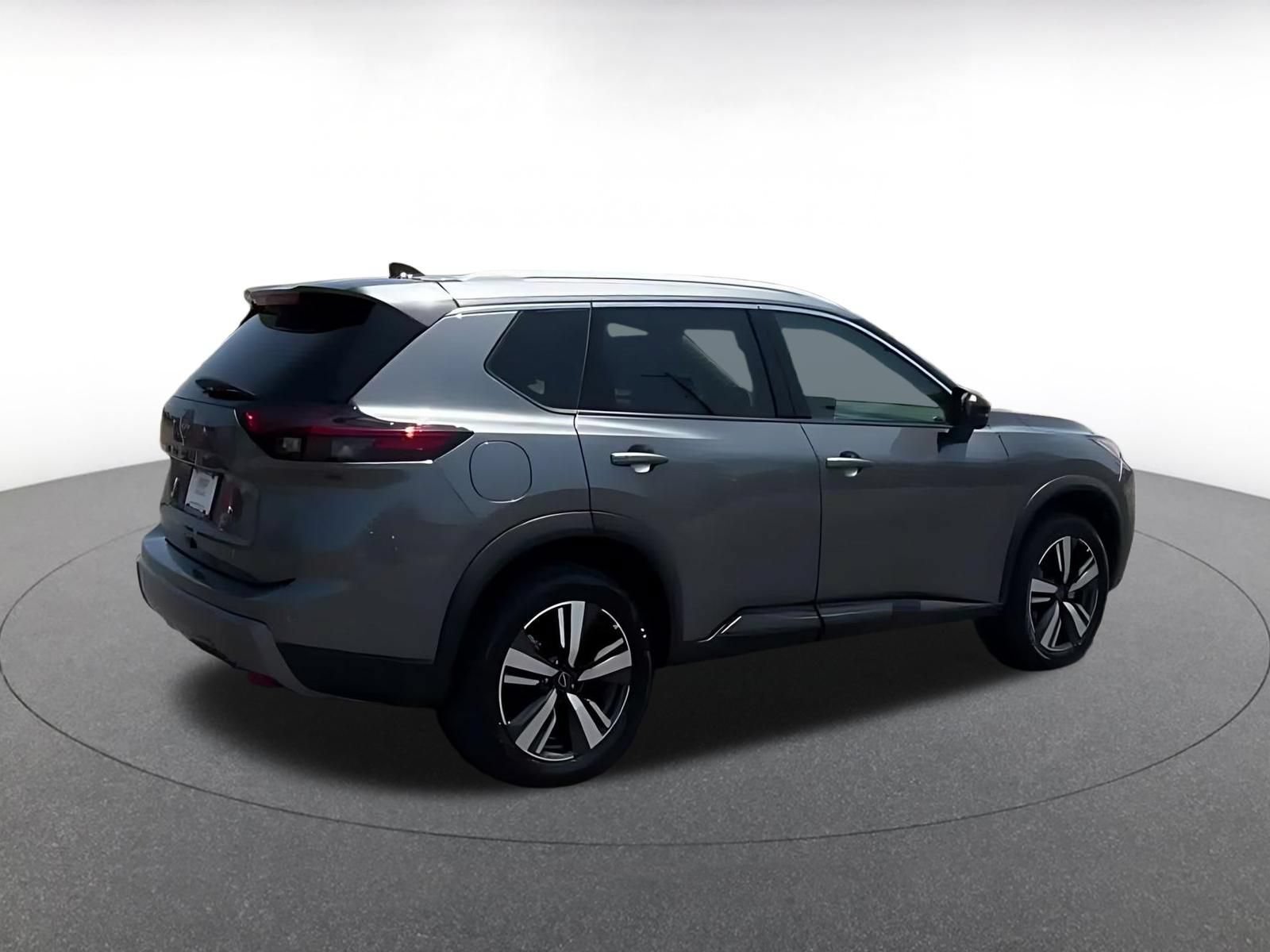 Thumbnail: 2026 Nissan Rogue - 13