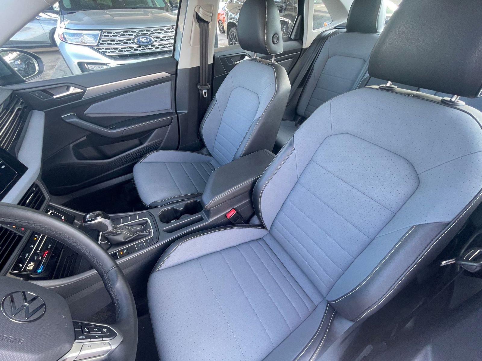 Thumbnail: 2025 Volkswagen Jetta - 35