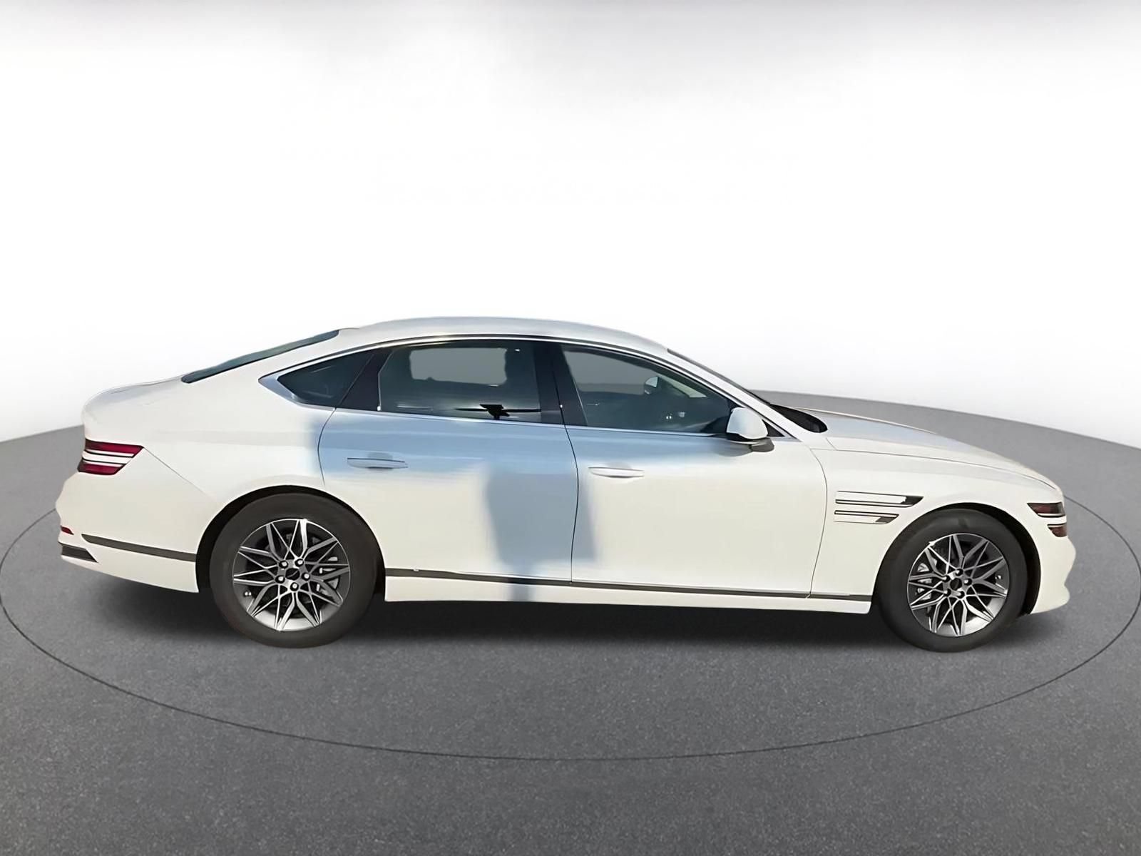 Thumbnail: 2026 Genesis G80 - 13