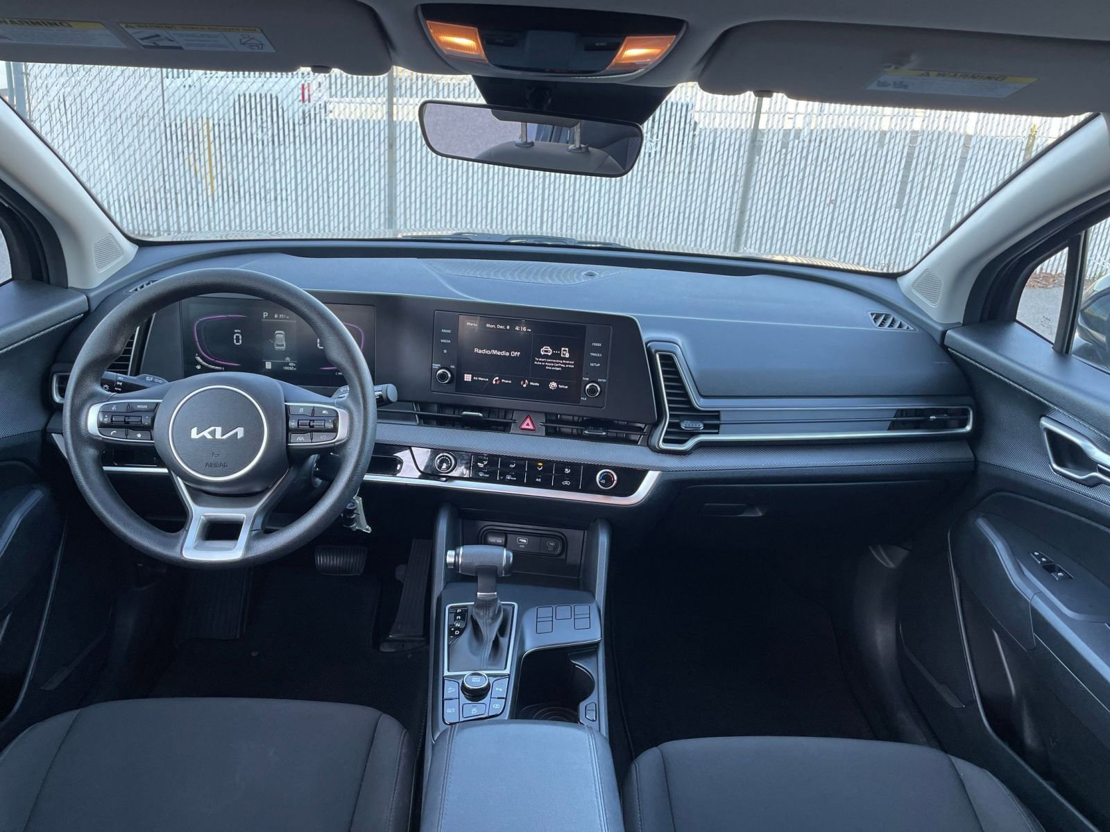 Thumbnail: 2025 Kia Sportage - 32