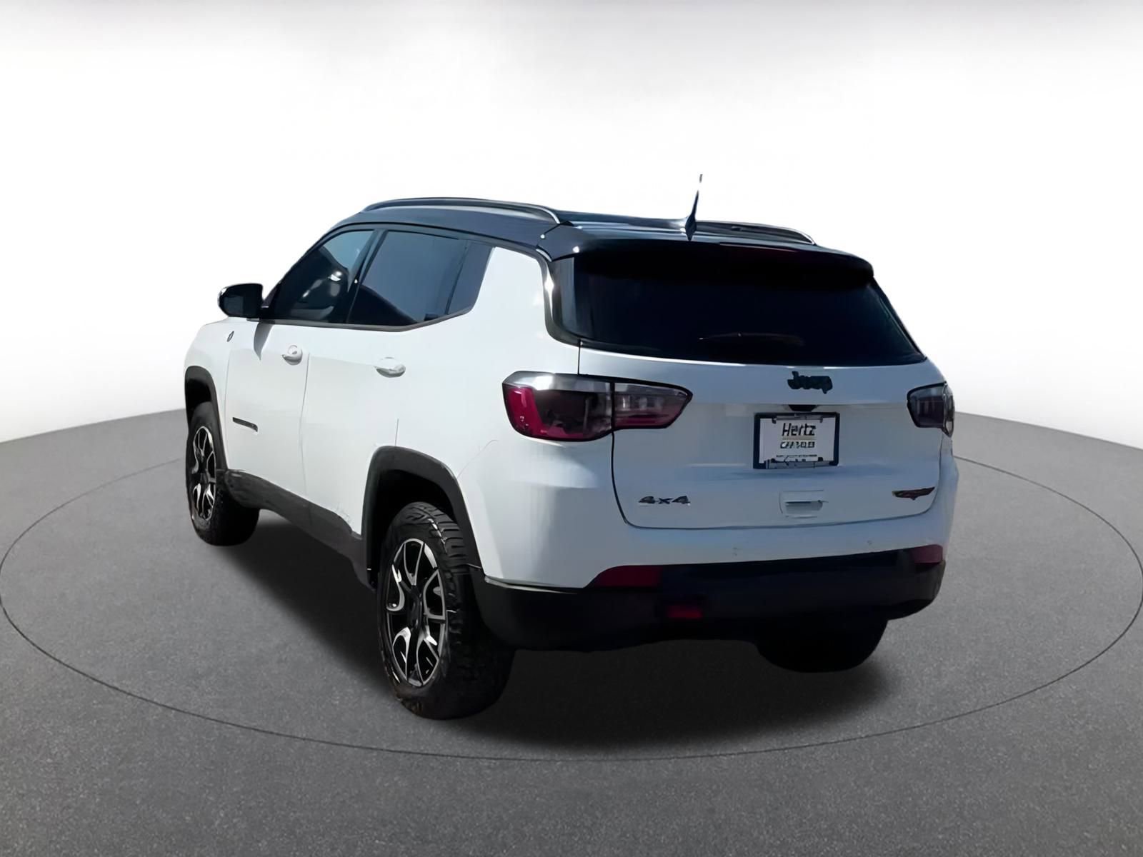 Thumbnail: 2025 Jeep Compass - 10