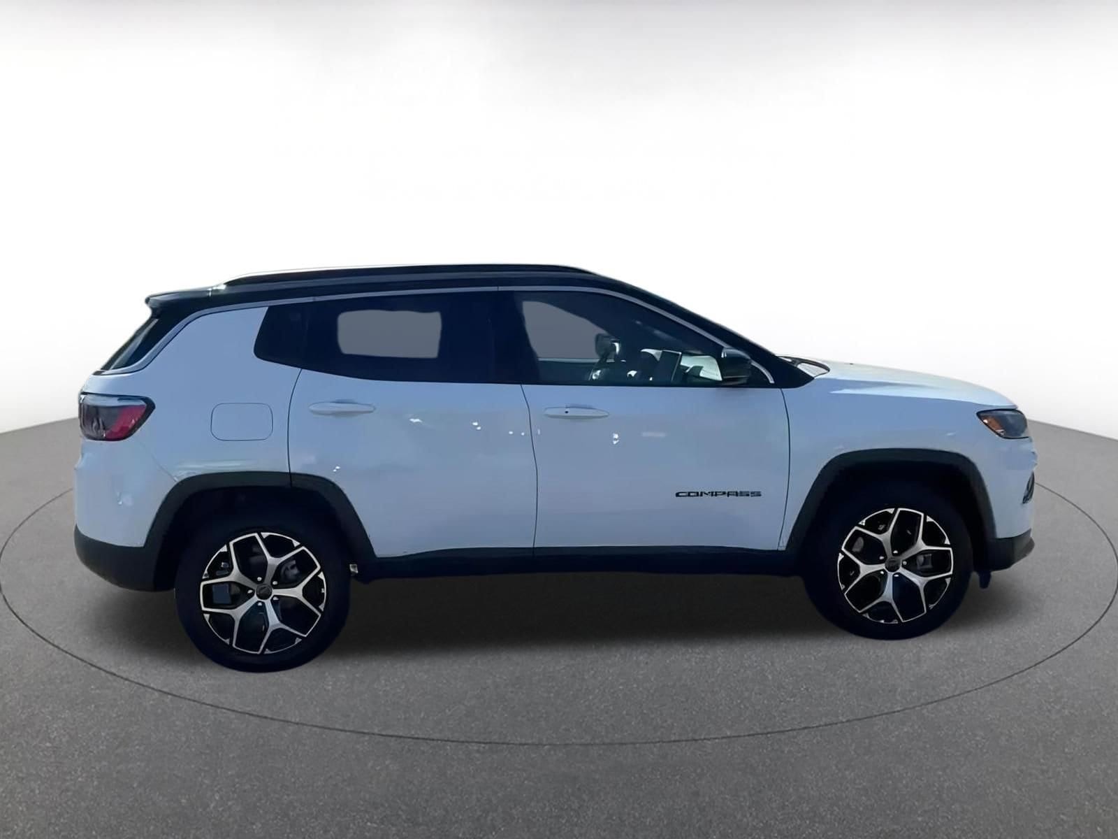Thumbnail: 2025 Jeep Compass - 14