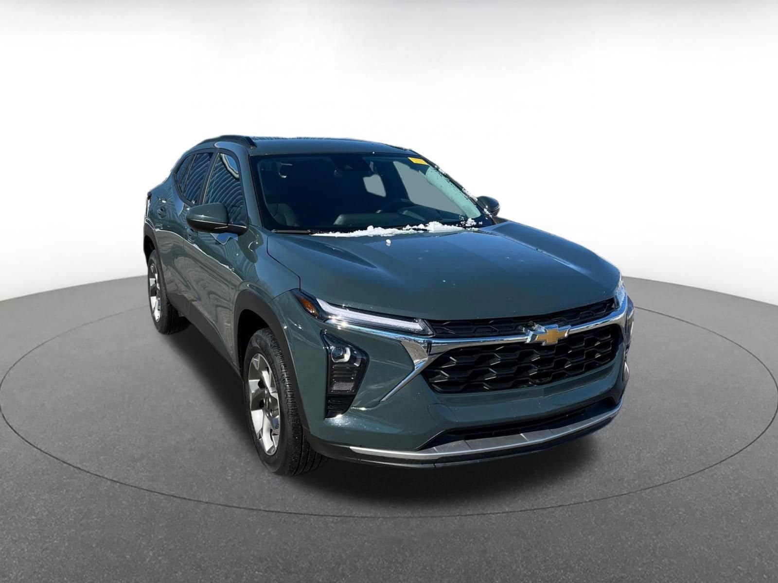 Thumbnail: 2025 Chevrolet Trax - 1