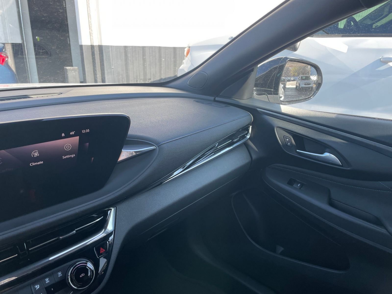 Thumbnail: 2025 Buick Envista - 33