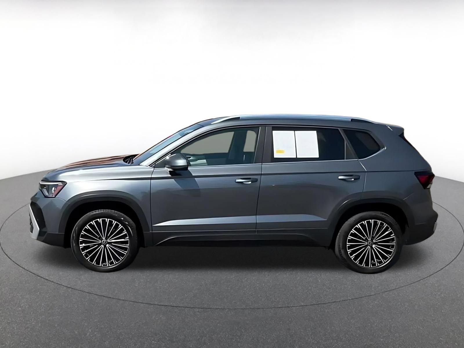 Thumbnail: 2026 Volkswagen Taos - 8