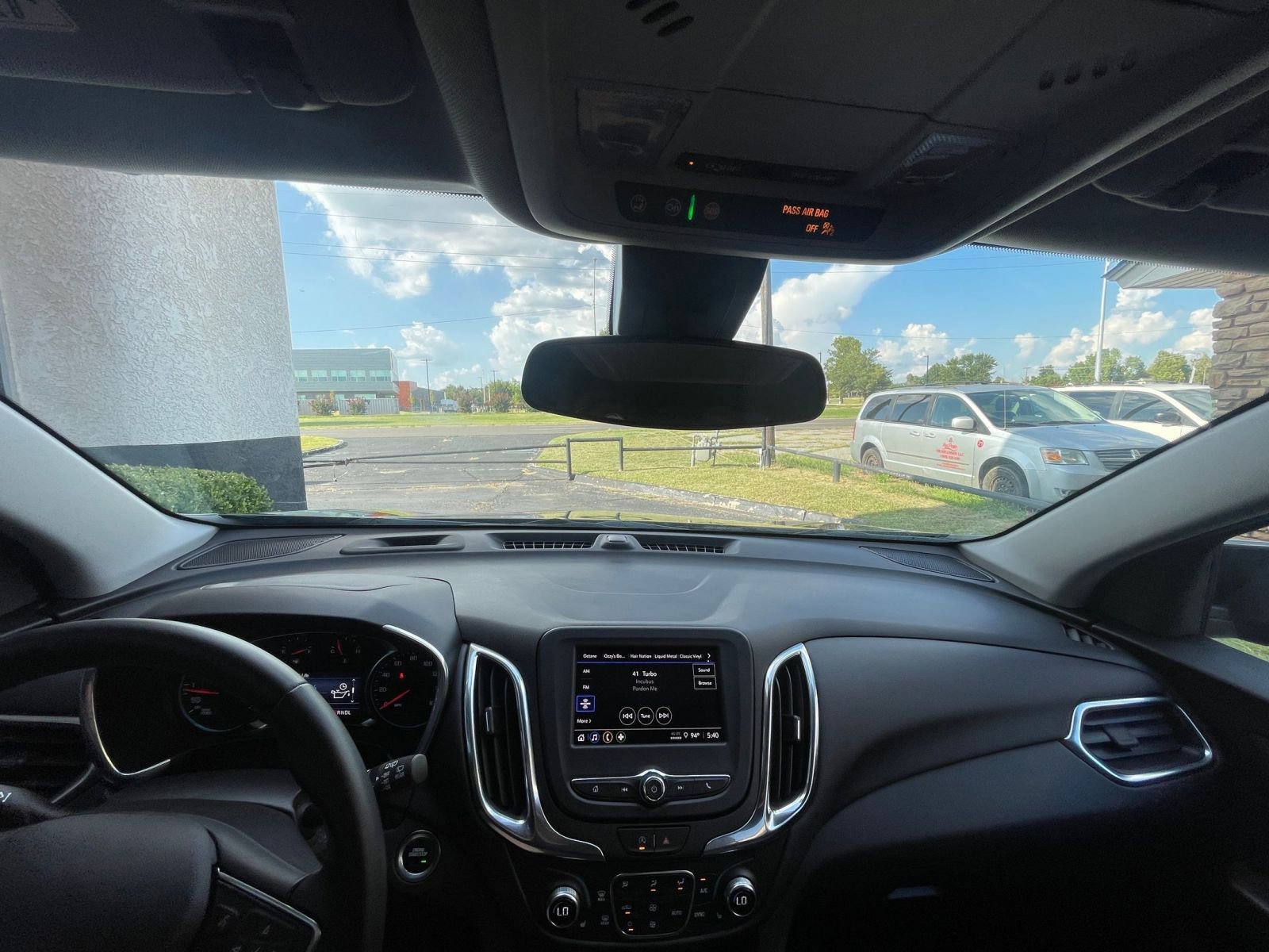 Thumbnail: 2024 Chevrolet Equinox - 33