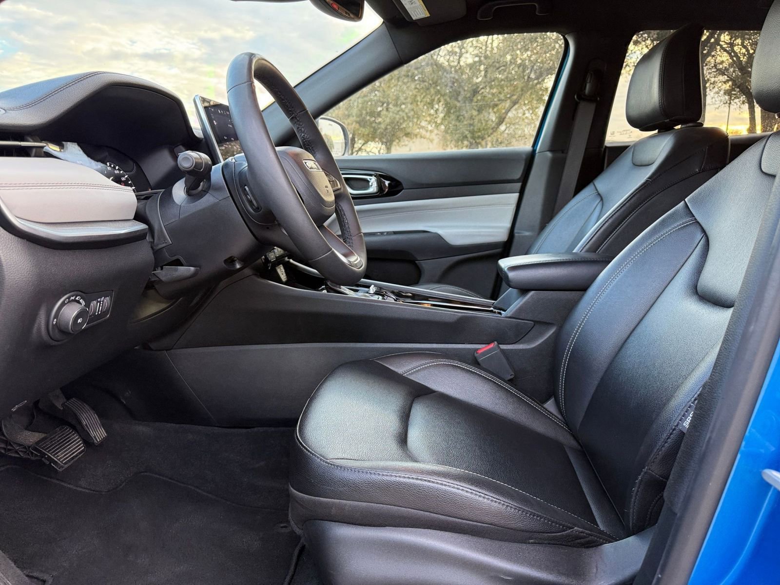 Thumbnail: 2025 Jeep Compass - 28