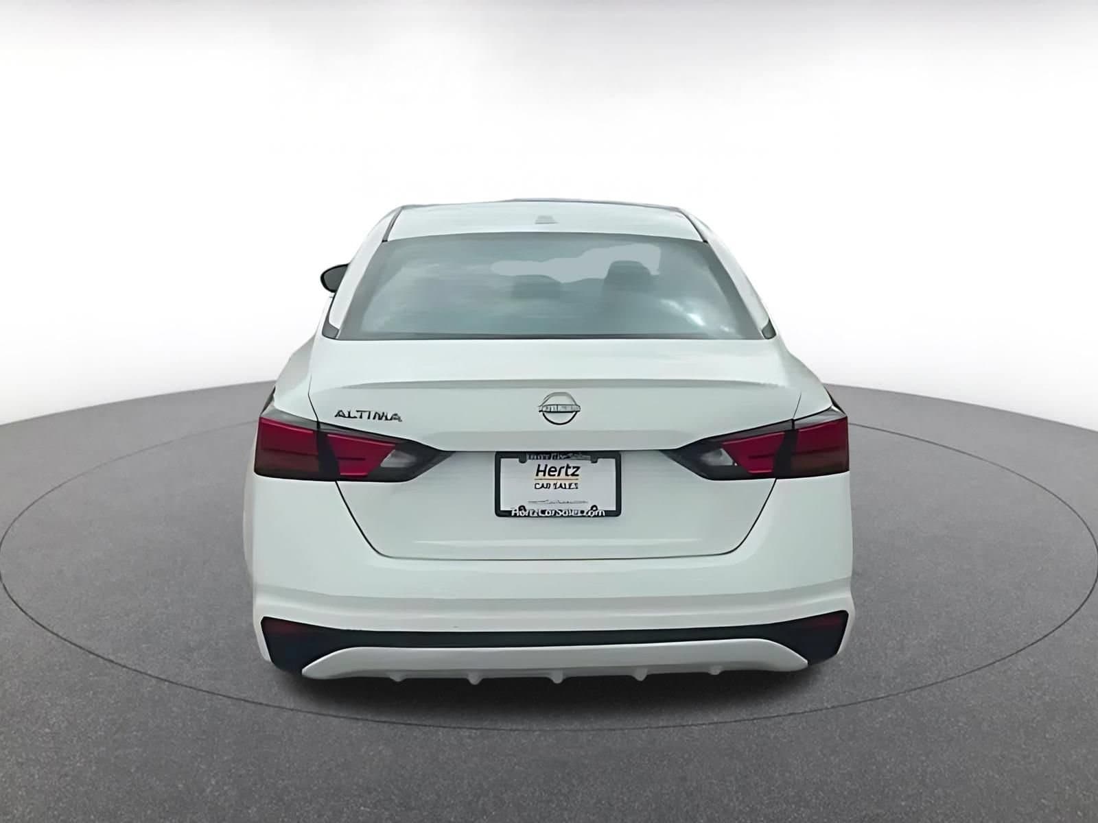 Thumbnail: 2025 Nissan Altima - 11