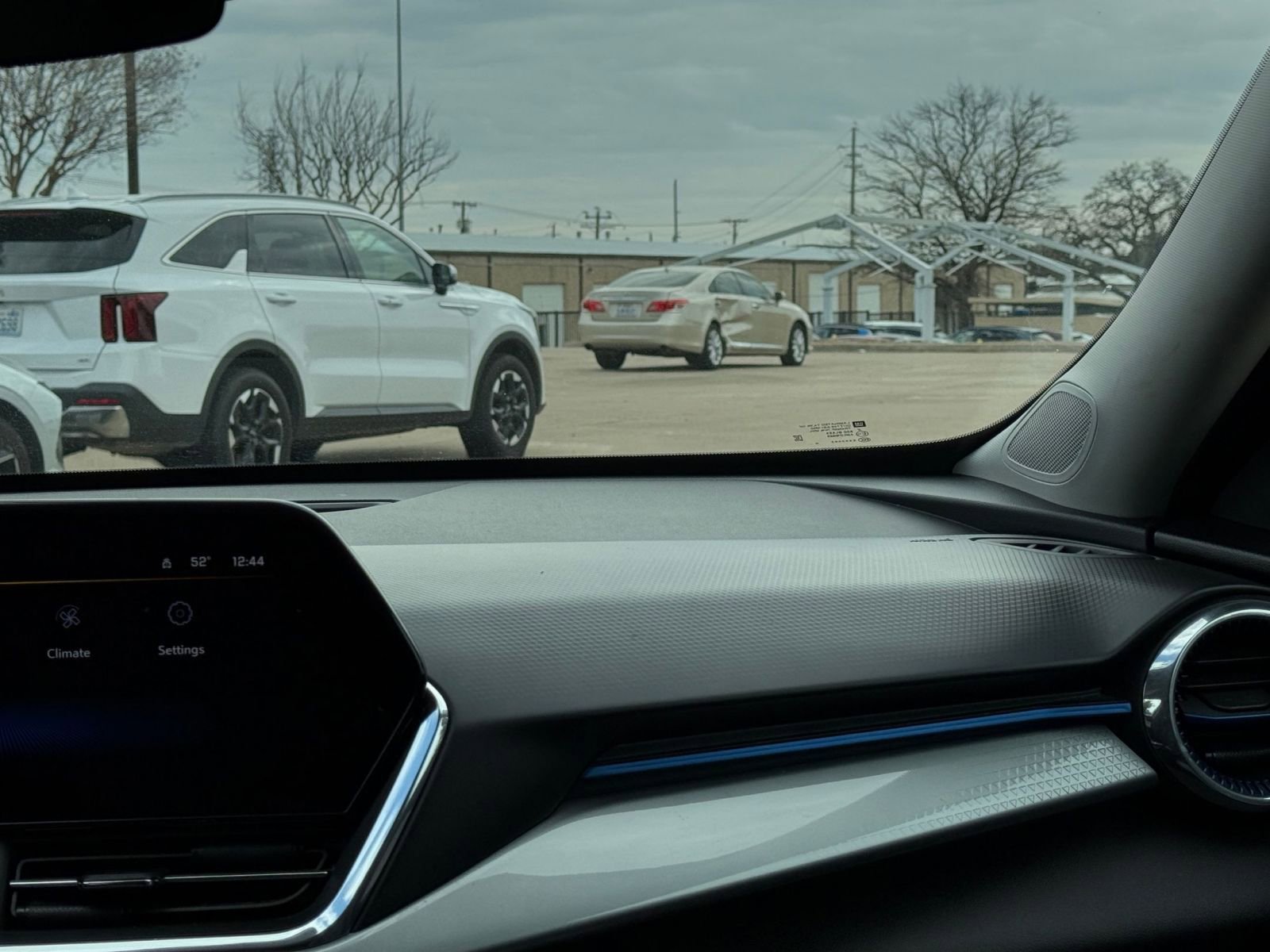 Thumbnail: 2025 Chevrolet Trax - 35