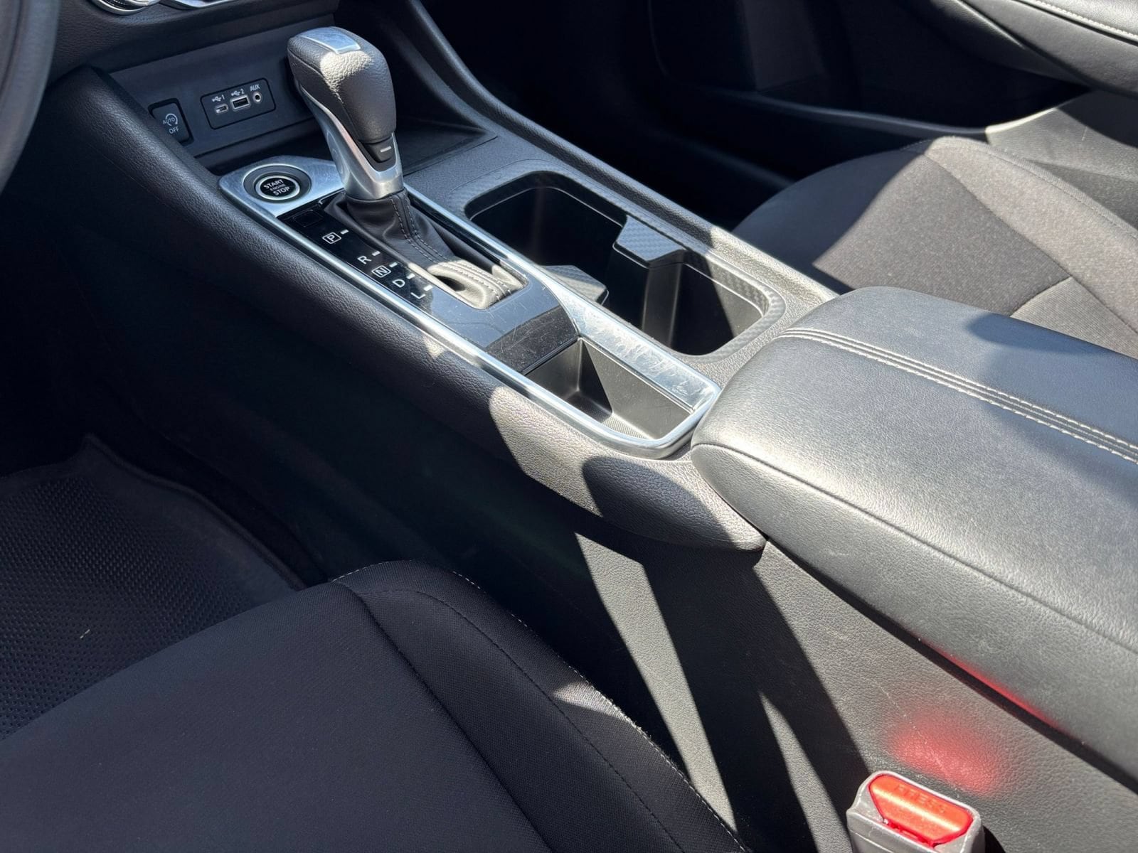 2025 Nissan Sentra SV - Photo 38