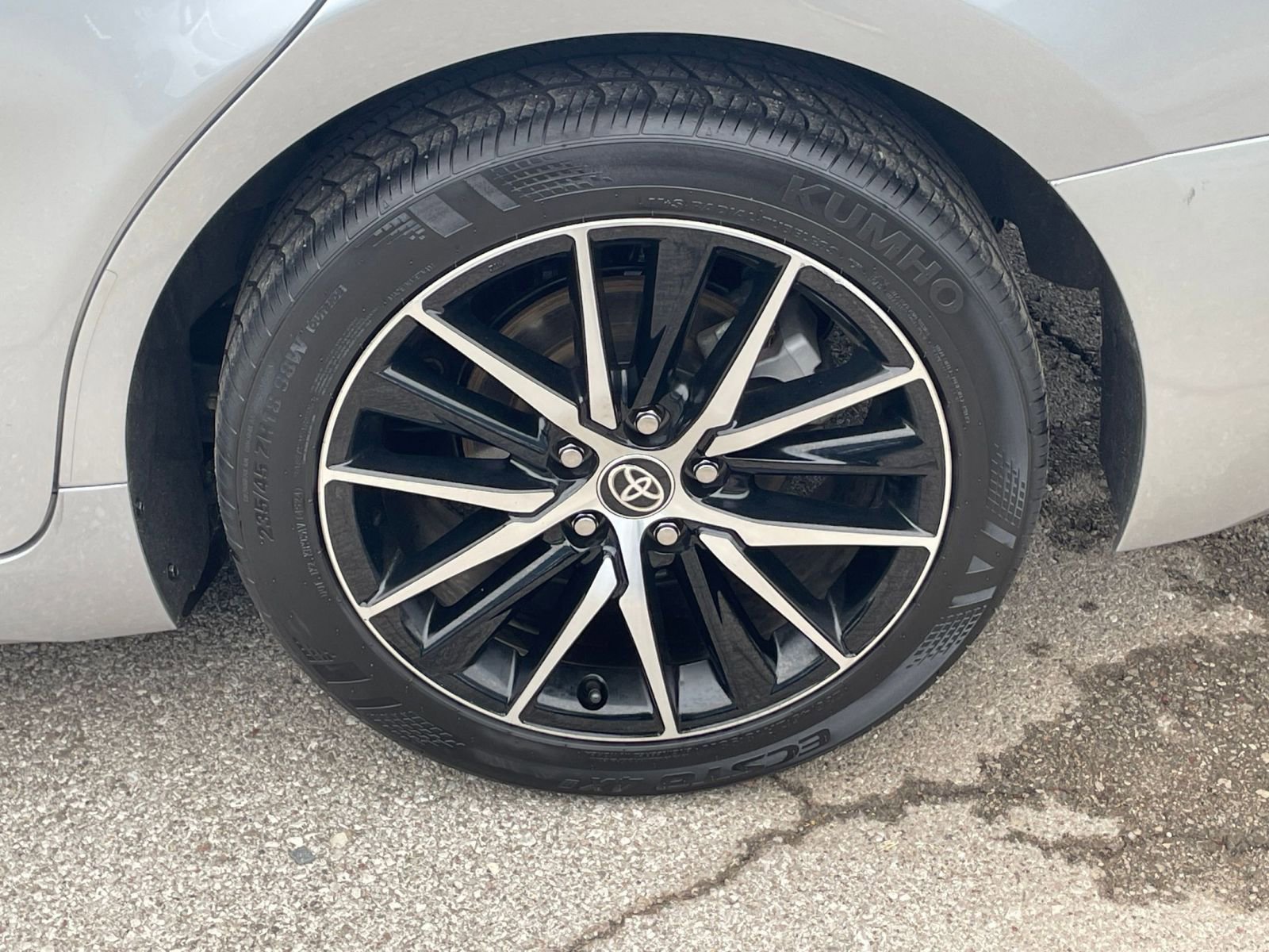 Thumbnail: 2024 Toyota Camry - 29