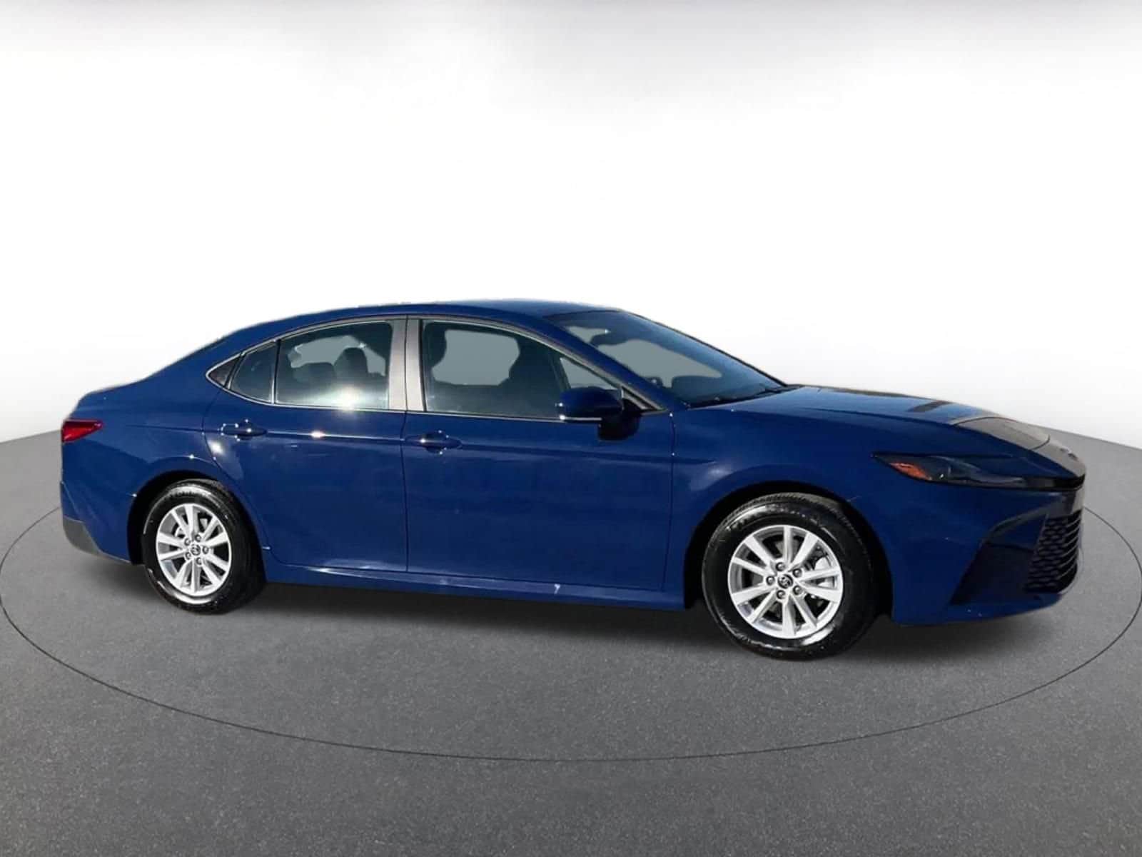 Thumbnail: 2025 Toyota Camry - 16