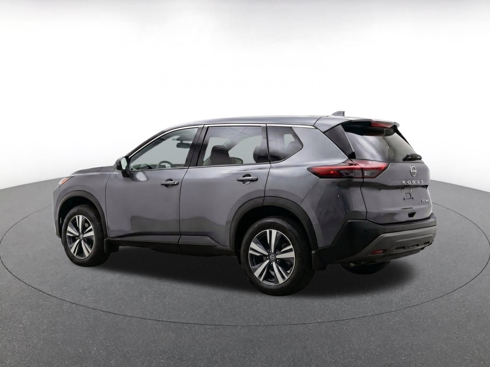 Thumbnail: 2026 Nissan Rogue - 5