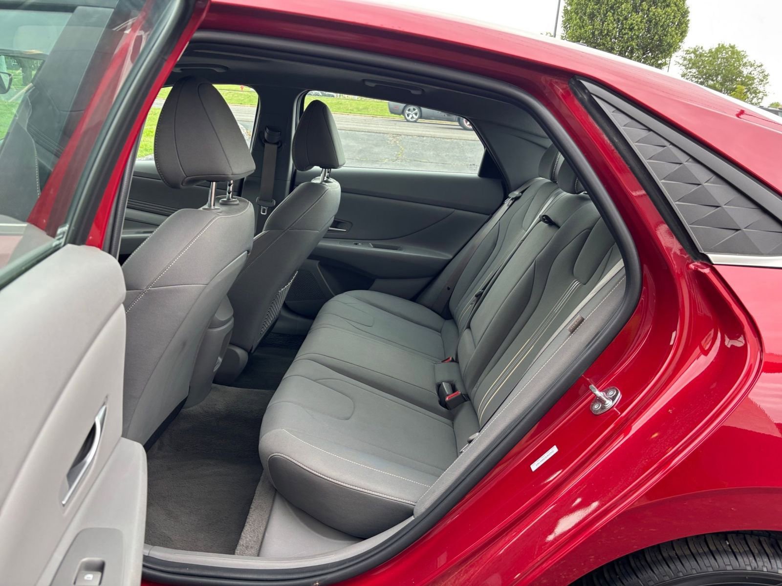 Thumbnail: 2025 Hyundai Elantra - 25